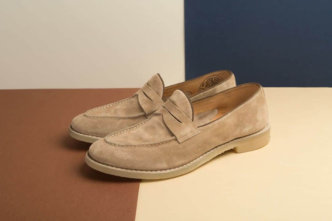 のインスタグラム：「Natural & Timeless⁠ ⁠ #albertofasciani #loafers #sscollection」