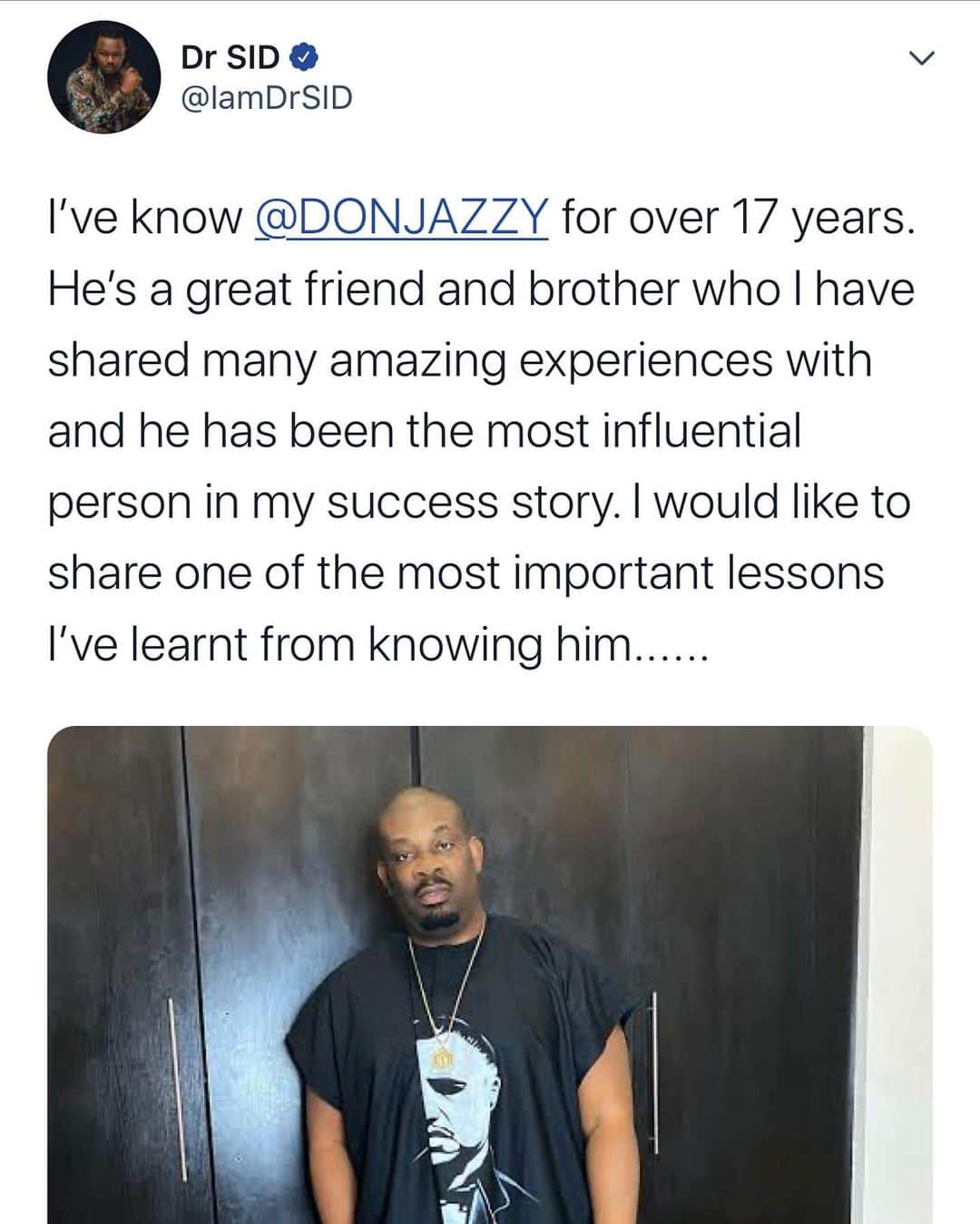 Don Jazzyさんのインスタグラム写真 - (Don JazzyInstagram)「My friend @iamdrsid has something to share with y’all. 🤦🏽‍♂️🤦🏽‍♂️🤦🏽‍♂️🚶🏻🚶🏻🚶🏻」7月31日 18時35分 - donjazzy