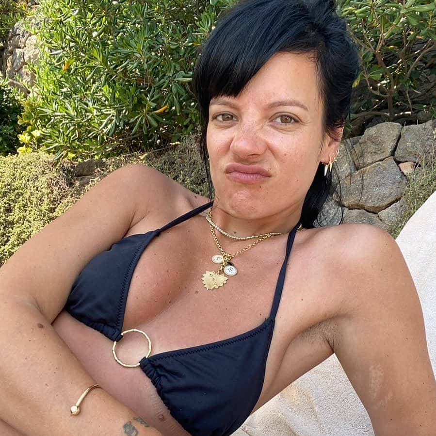 リリー・アレンさんのインスタグラム写真 - (リリー・アレンInstagram)「Felt like last day of holiday, might extend later.」7月31日 18時37分 - lilyallen