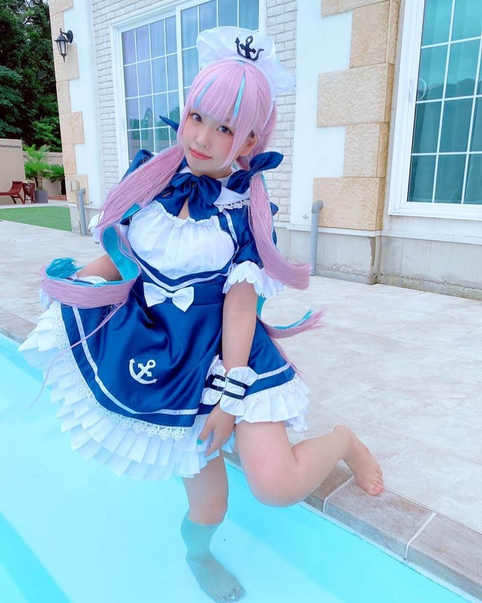 りこたんさんのインスタグラム写真 - (りこたんInstagram)「♡ . .  #cosplay #cosplayer #cosplaygirl #animegirl #gamegirl #hololive #minatoaqua #otaku #otakugirl #virtualyoutuber #vtuber #コスプレ #コスプレイヤー #ホロライブ #湊あくあ #バーチャルユーチューバー #メイド #メイド服 #maid #maidcosplay #poolside #pool #プール」7月31日 18時49分 - rikotan_cos