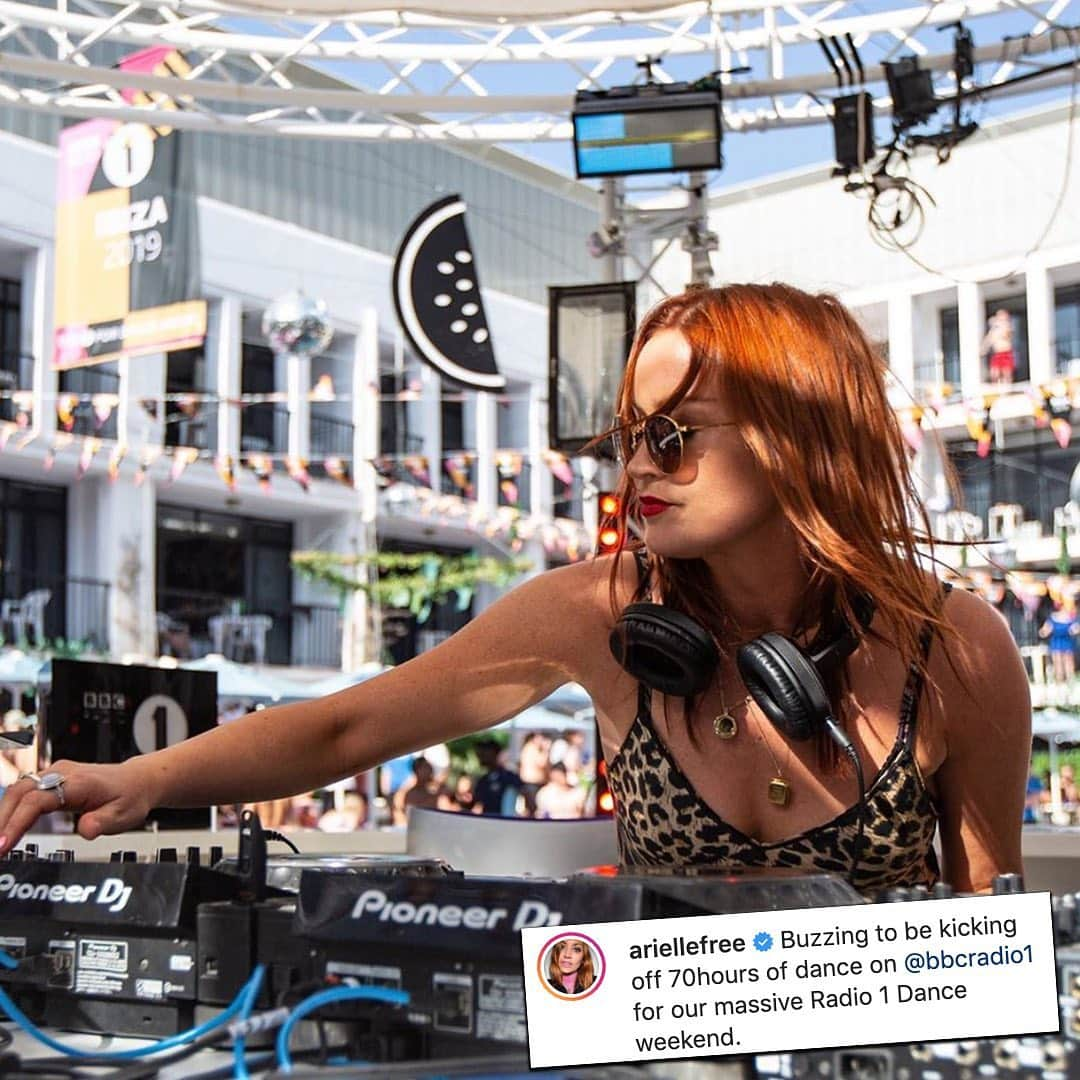 BBC Radioさんのインスタグラム写真 - (BBC RadioInstagram)「We can’t be in Ibiza right now but we sure can dance like we are 😎 @ariellefree kicked off R1 #DanceWeekend this morning🔥」7月31日 18時49分 - bbcradio1