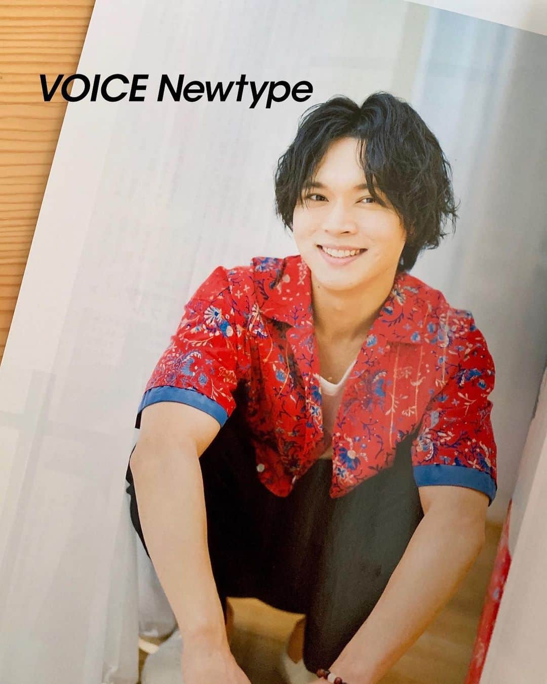 VOICE Newtypeさんのインスタグラム写真 - (VOICE NewtypeInstagram)「7月29日（水）発売「ボイスニュータイプNo.076」 狩野翔さんチラ見せ📷 誌面4ページでの掲載です。  #狩野翔 #ボイスニュータイプ #voicenewtype」7月31日 18時58分 - voice_newtype