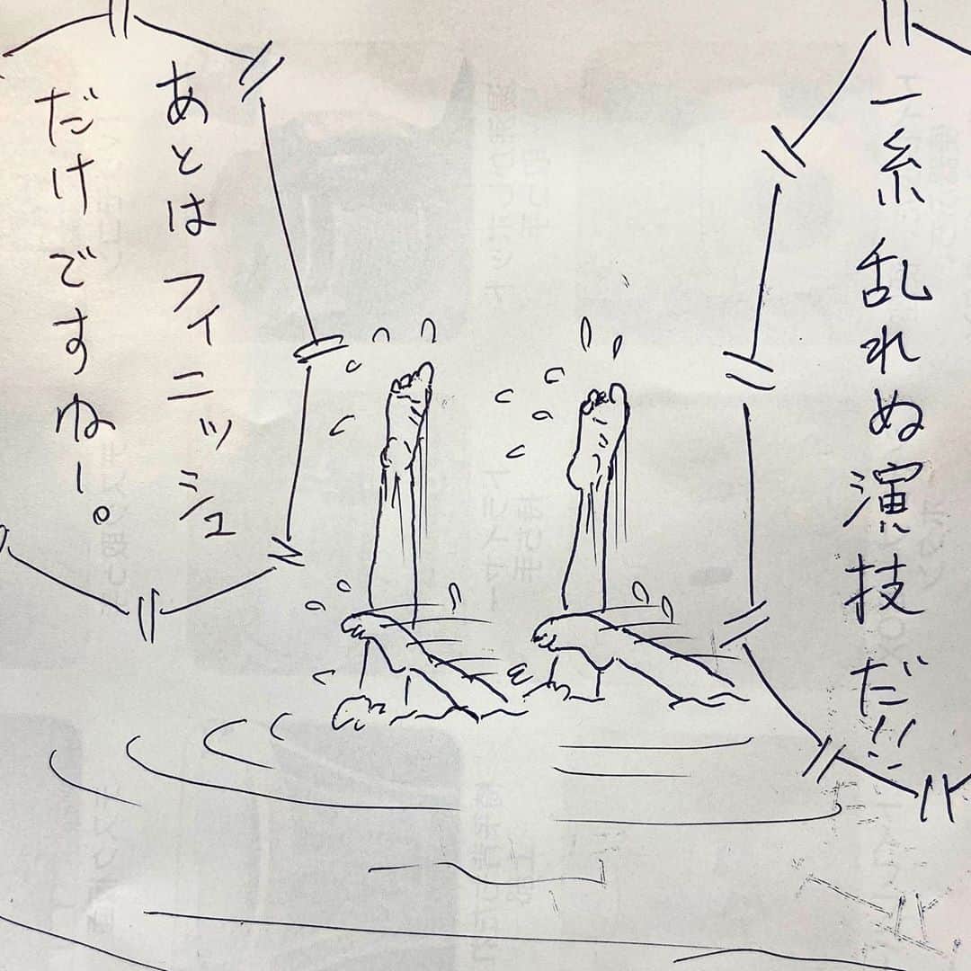 新山大さんのインスタグラム写真 - (新山大Instagram)「最近はシンクロナイズドスイミングのことをアーティスティックスイミングって言うんですって。 #三コマ漫画 #3コマ漫画 #一日一作品 #96作品目 #シンクロナイズドスイミング #アーティスティックスイミング」7月31日 19時01分 - dai_niiyama