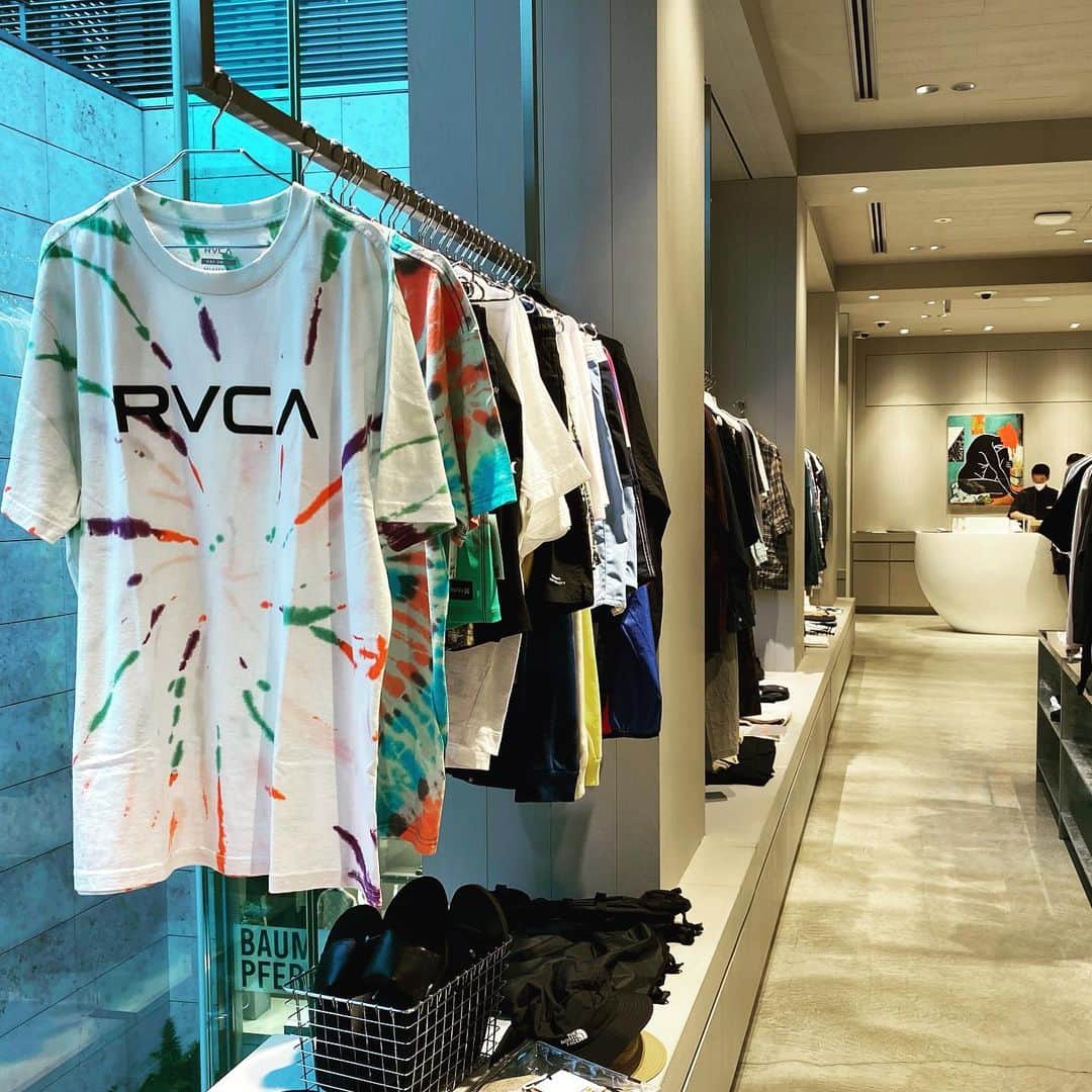 RVCA Japanさんのインスタグラム写真 - (RVCA JapanInstagram)「HIGH-RELAX HOTEL’S MOOD at H BEAUTY & YOUTH with RVCA // #RVCA #rvcajapan」7月31日 19時07分 - rvcajapan