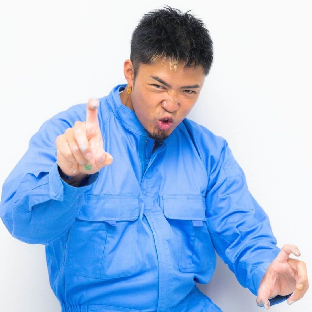 GENERATIONS高校TVのインスタグラム：「つなぎGENE🦍龍友編🦍 . 今回もおふざけしまくりの龍友😂 しかし今回のいたずらには共犯者が🤐 その人物は？♡ . 公式Twitter @gene_kou で検索🔍 ........................................................... #ABEMA #ジェネ高 #GENE高 #GENERATIONSfromEXILETRIBE #GENERATIONS #GENE #ジェネレーションズ #ジェネ #ジェネ犬 #小森隼 #白濱亜嵐 #数原龍友 #中務裕太 #片寄涼太 #佐野玲於 #関口メンディー #隼 #亜嵐 #龍友 #裕太 #涼太 #玲於 #メンディー」