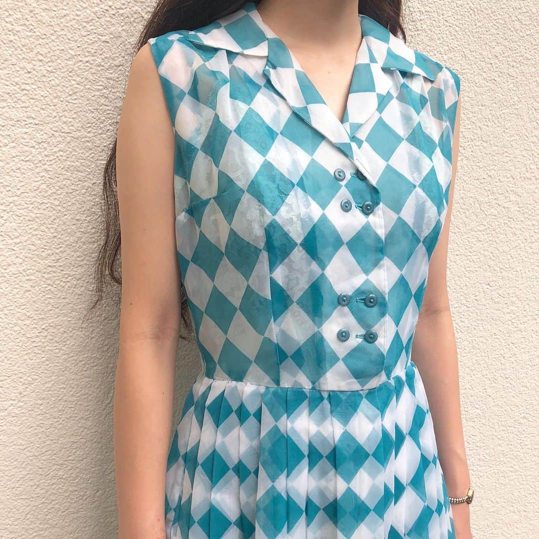 NUTTY Vintage&Collectibleさんのインスタグラム写真 - (NUTTY Vintage&CollectibleInstagram)「🍋NEW ARRIVAL🍋  ☑︎50's diamond blue dress  シアーな質感が涼しげなドレス👗 オープンカラーにダブルボタンといった男前なデザインではありますが、 肩にかかるスリーヴの長さや、フィットアンドフレアのシルエットがとてもレディで上品です。  ＊ONLINE STOREにてお買い求めいただけます＊ 📮ONLINE STORE送料無料📮  🛒〜〜〜〜〜〜〜〜〜〜〜 SUMMER SALE LINE UP 〜〜〜〜〜〜〜〜〜〜〜〜🛒 🎟30%~50% OFF TICKET SALE 💎VINTAGE JEWELRY : EVERYTHING 10%OFF 🛀EVERYTHING ¥1000 BATHTUB 📮ONLINE STORE SHPPING FREE 〜〜〜〜〜〜〜〜〜〜〜〜〜」7月31日 19時26分 - nutty_vintage