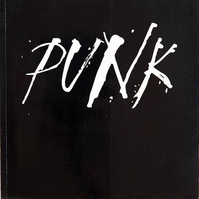 アンダーグラウンドのインスタグラム：「Punk by Stephen Colegrave & Chris Sullivan⁠ ⁠ The art of Damien Hirst and the music of the Prodigy, the attitude of Liam Gallagher and the hair of Eminem – all owe a great debt to the cultural movement that burrowed through Andy Warhol’s Factory and the early 1970s’ New York underground, emerging triumphant, kicking and screaming at the top of the British popular music charts, some five years later. Affectionately known as ‘punk’, it was the spotty, scruffy, bastard offspring of many a grander musical form, but like many a prodigal, went on to become more successful than its forebears, leaving a legacy that is still recognised today.⁠ ⁠ Punk by Stephen Colegrave & Chris Sullivan gives voice to the punk generation 25 years on, as it remembers the mad, frenzied and often incoherent world of 1975-9. With nearly 100 contributors, including specially commissioned interviews with members and managers of the Sex Pistols, the Clash, the Ramones, the Heartbreakers, Siouxsie and the Banshees and many others, everybody has had a chance to speak, and their memories are supported by hundreds of previously unpublished photographs.⁠ ⁠ Limited numbers from our UNDERGROUND BOOK COLLECTION- shop online with a direct link in our bio.」