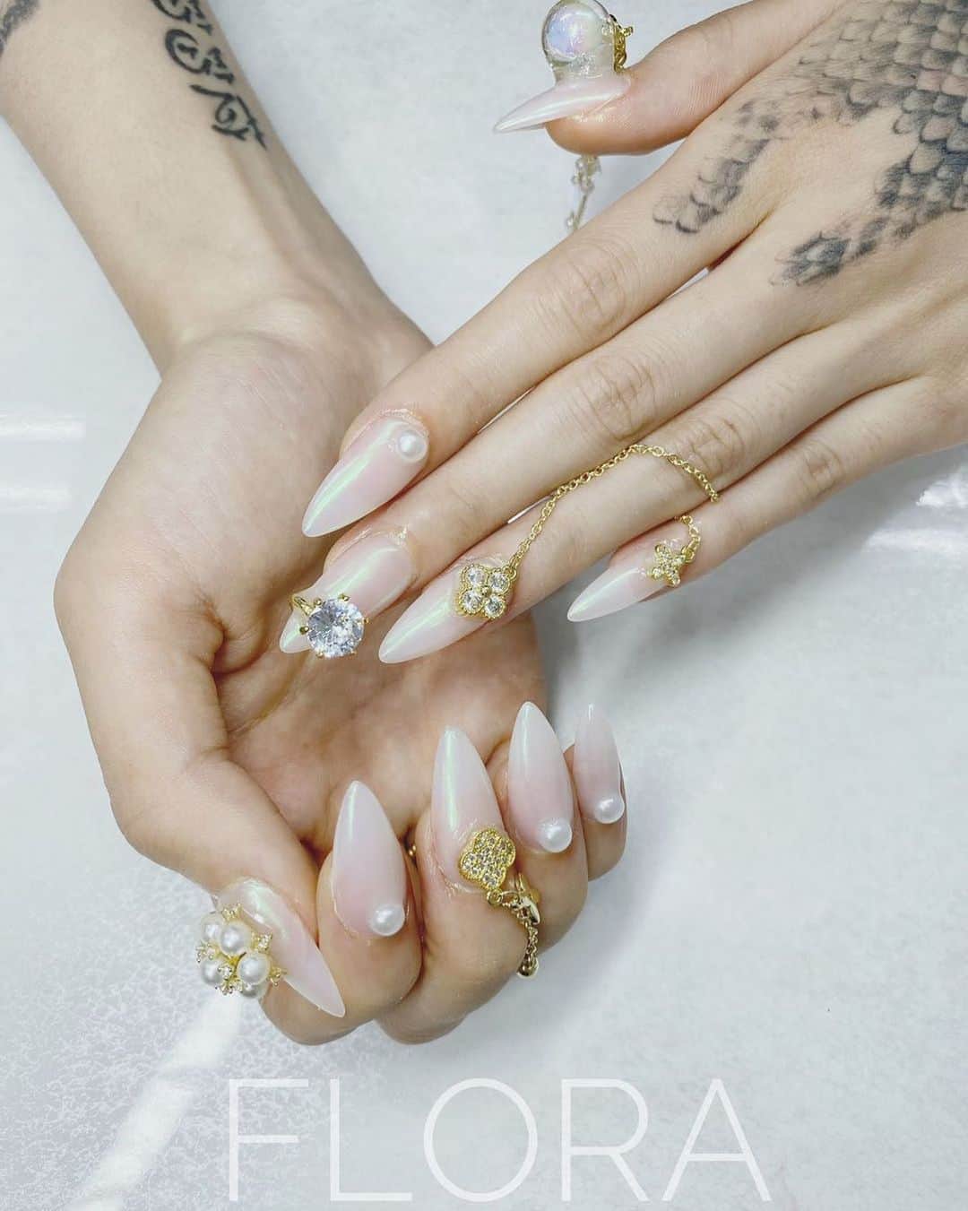 水森翠のインスタグラム：「いつもありがとう♡先月のnail♡ #nail」