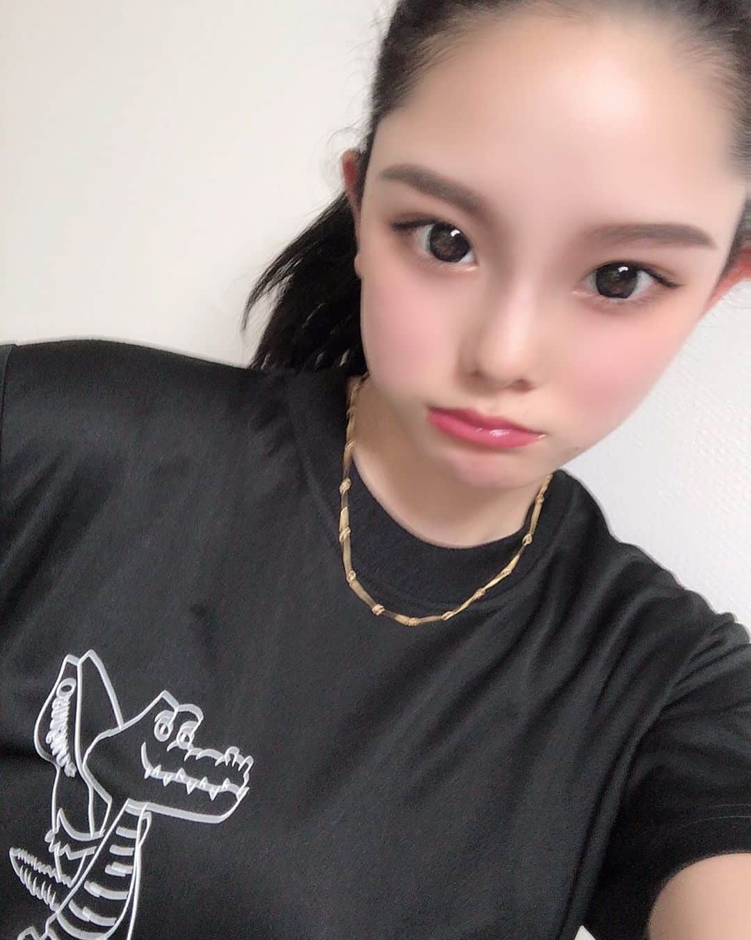 原田美優さんのインスタグラム写真 - (原田美優Instagram)「. .  じゃっかんぶれてるごめんね 😟 . GUNGUUS第3段 ❕‪‪❤︎‬ 夏仕様で普通のTシャツ生地じゃなくて、 なんかサラサラ？する(笑) 初めてこの生地着るけど暑い時とかめちゃくちゃ良い(笑)💯 今回のワニも最高に可愛い 🐊‪‪❤︎‬‪‪❤︎‬ . .  #gunguus #instagood」7月31日 20時17分 - harada.myu