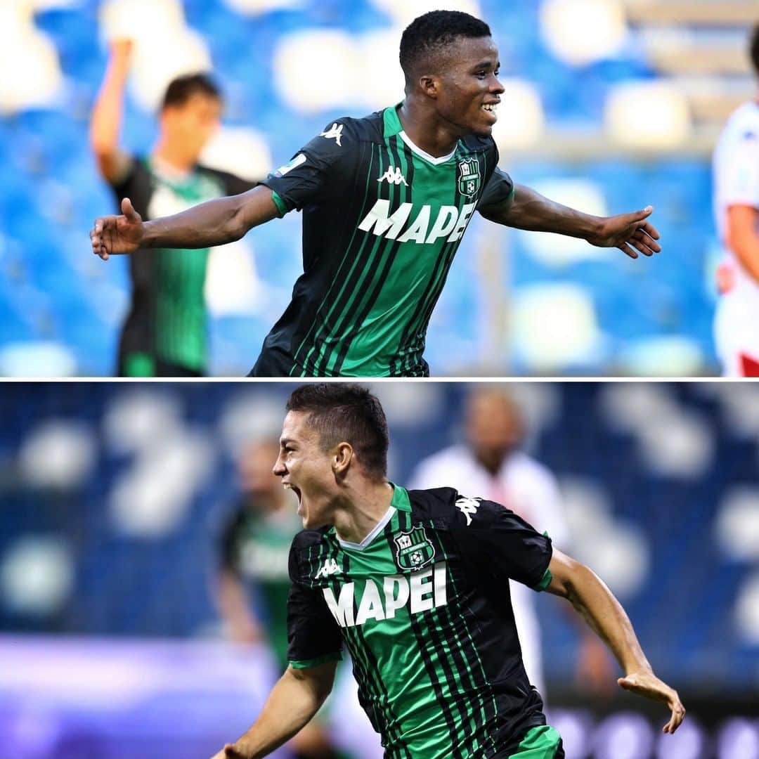 USサッスオーロ・カルチョさんのインスタグラム写真 - (USサッスオーロ・カルチョInstagram)「Il Sassuolo è l’unica squadra che vanta più di un giocatore classe 2000 con almeno due reti all’attivo in campionato!   @juniortraore10 4⃣⚽️ @giacomo.raspadori 2⃣⚽️  🖤💚🖤💚  #ForzaSasol #Traore #Raspadori #Sassuolo #SassuoloCalcio #SerieATIM」7月31日 20時18分 - sassuolocalcio