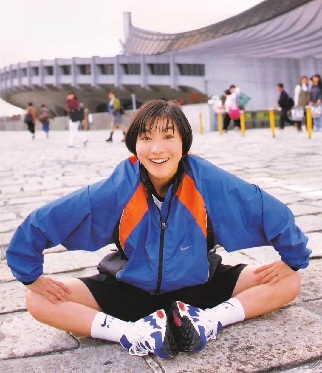 広末涼子ファンさんのインスタグラム写真 - (広末涼子ファンInstagram)「マガジン「Myojo（明星）1997年1月号」  #広末涼子 #hirosueryoko #ryokohirosue #ヒロスエ写真集」7月31日 20時22分 - hirosue_ryoko_fan