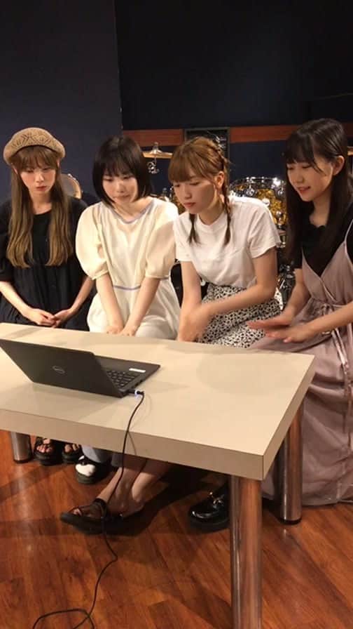 ザ・コインロッカーズのインスタグラム：「2020年7月31日 デジタルシングル「夢がない僕が夢をみたんだ」 MUSIC VIDEO公開直前配信⭐️  #コインロッカーズ #コイロカ #絹本夏海 #宇都宮未来 #船井未玖 #後藤理花」