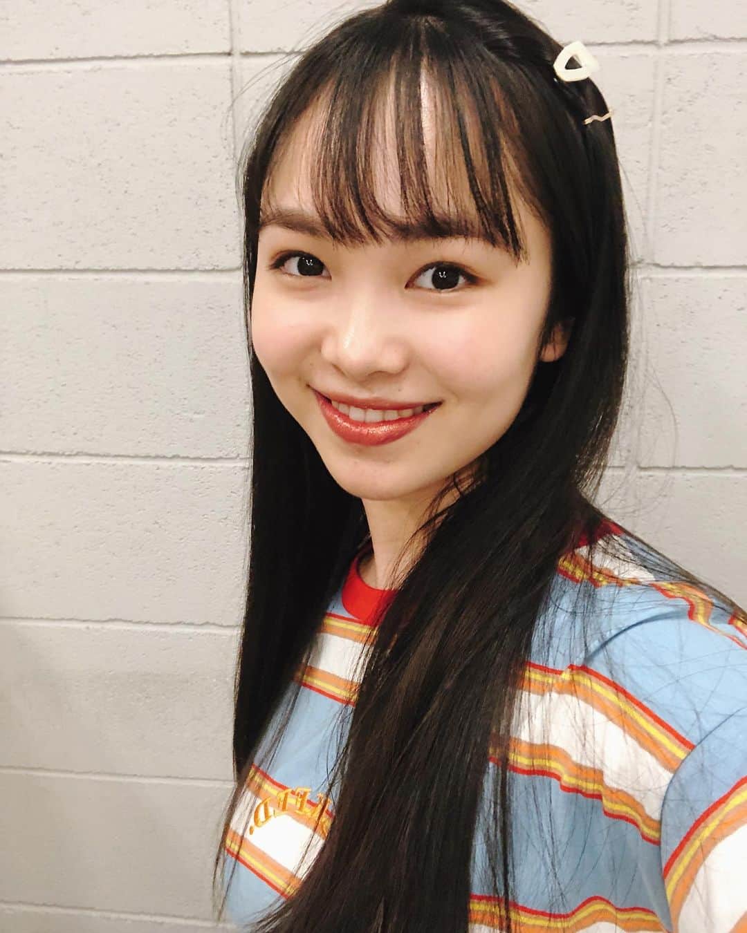 大友樹乃のインスタグラム：「Seventeen 9月号本日発売です！ ファッション、ライフスタイル、メイクのトレンドまるわかり💖  チェックしてね☺︎☺︎  #seventeen#セブンティーン#9月号#st#stニュース#JK#ファッション#고교생#패션#팔로미#패피」