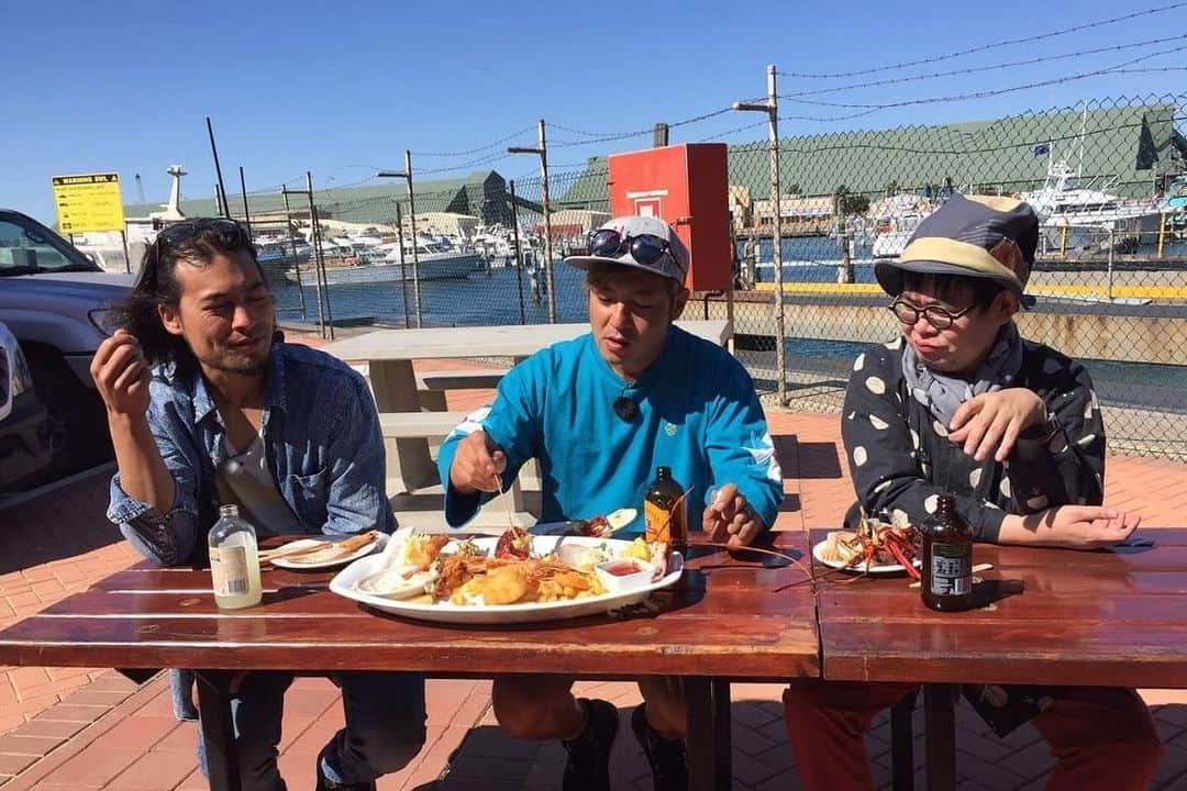 坪田塁さんのインスタグラム写真 - (坪田塁Instagram)「﻿ 8月2日（日）『つるのたび キャンピングカーで出かけよう！ 西オーストラリア編』が再放送されます。﻿ ﻿ 坪田のランセリン砂丘での絶妙な砂滑りをご覧いただきたく存じます。  ﻿ 詳細はプロフィールのリンクから「つるのたび キャンピングカーで出かけよう！」をご覧ください。﻿ ﻿ #つるのたび﻿ #キャンピングカーで出かけよう﻿ #第5弾﻿ #西オーストラリア編﻿ #BSフジ﻿ #つるの剛士﻿」7月31日 21時43分 - rui_tsubota