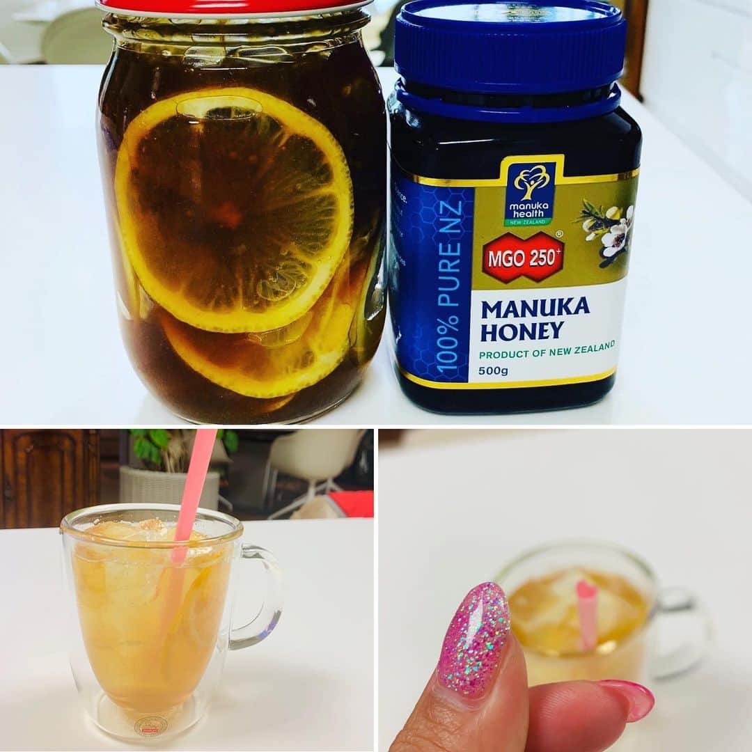 佐伯三貴のインスタグラム：「マヌカハニーで漬けたレモン🍋🍯でレモンスカッシュ❤️❤️❤️  殺菌作用高めのマヌカハニーとビタミンCたっぷりのレモンの最強コラボレーション😍🥰  #レモンスカッシュ #マヌカハニー #マヌカハニーレモンスカッシュ #免疫力向上 #healthy#lemon#manukahoney #homemade」