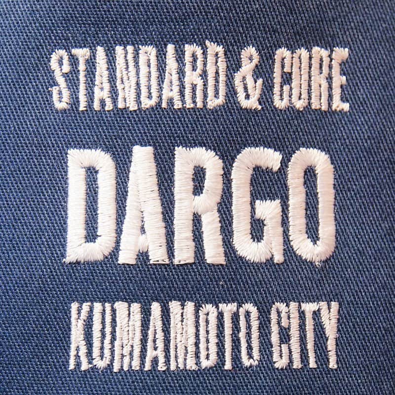 DARGO T-shirt &Sign Artさんのインスタグラム写真 - (DARGO T-shirt &Sign ArtInstagram)「#dargo2020ss 【DARGO】 Original Trucker Cap color：NAVY size：ONE SIZE FITS ALL. Just Arrived📦🌁 ------------------------- DARGO Hand Screen Printed T-shirt Printed in Kumamoto, Japan. ------------------------- #dargojapan #dargo2020ss #kumamoto #kumamotocity #vintagestyle #californiastyle #熊本 #熊本市 #熊本tシャツ #アメカジ #ダーゴ #メッシュキャップ #トラッカーキャップ」7月31日 22時07分 - dargo_japan