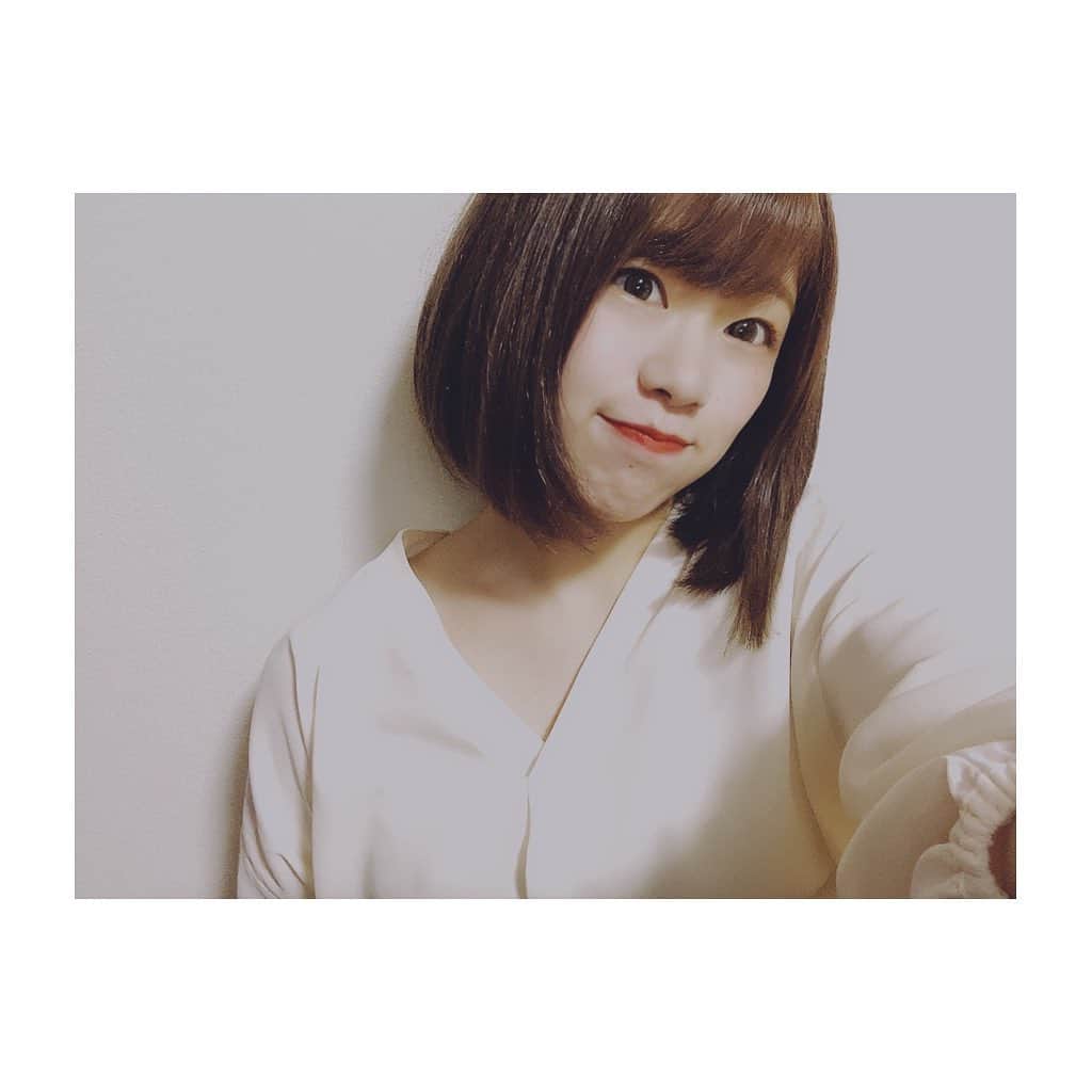 栗原ひとみさんのインスタグラム写真 - (栗原ひとみInstagram)「おひさしボブ！  久しぶりにブリーチして色を入れたよ🎨 色落ちたのしみ💭 . . . . . #hairstyle #haircut #ブリーチカラー #ボブ #栗原ひとみ #selfie #followｍe」7月31日 22時29分 - kurihara_hitomi_