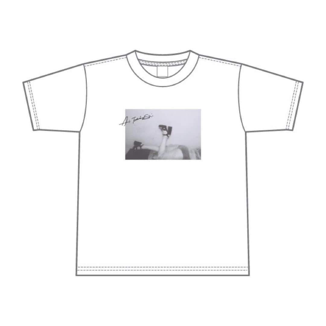 高橋愛さんのインスタグラム写真 - (高橋愛Instagram)「今回のTシャツは、白黒に🤍🖤 ㅤㅤㅤㅤㅤㅤㅤㅤㅤㅤㅤㅤㅤ ㅤㅤㅤㅤㅤㅤㅤㅤㅤㅤㅤㅤㅤ @naotadachi さんの 素敵な写真🎞 ㅤㅤㅤㅤㅤㅤㅤㅤㅤㅤㅤㅤㅤ それに、直筆で 名前書いたよ💗 ㅤㅤㅤㅤㅤㅤㅤㅤㅤㅤㅤㅤㅤ 普段使い 出来るような 感じにしました😋」7月31日 22時39分 - i_am_takahashi