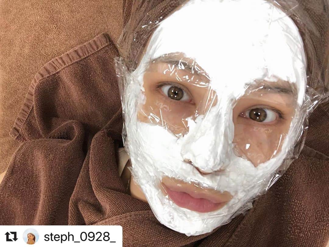 のインスタグラム：「ありがとうございました‼️ #Repost @steph_0928_ ・・・ ✨✨🥚✨✨ 先日、共立美容外科にて お肌のメンテナンスを！ ヴァンパイアフェイシャルで自分の血液を使った ケアをしてきました！ 写真はパックじゃなくて麻酔のクリームだよw お肌の経過、また載せますね♡！ #共立美容外科 #ヴァンパイアフェイシャル #ダーマペン」