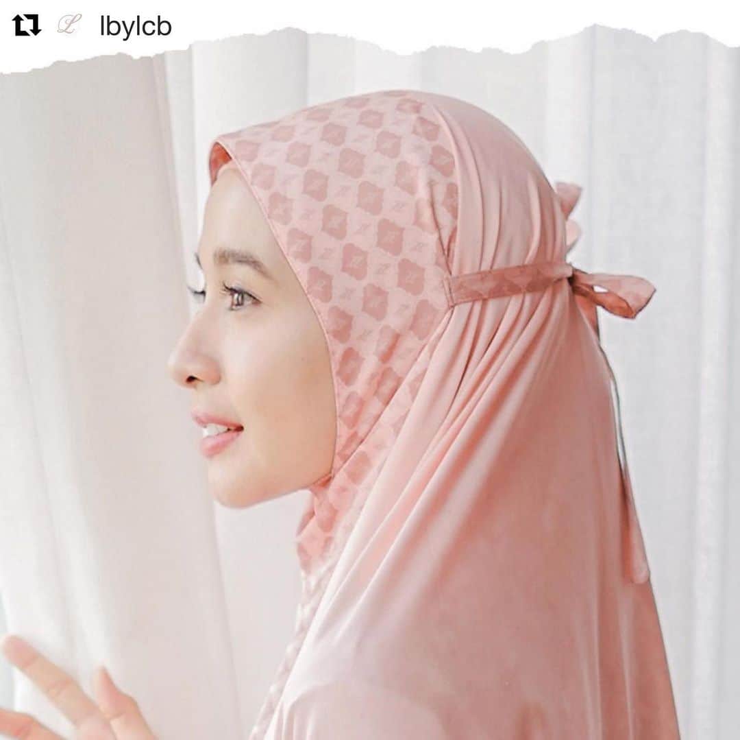 ラウディアシンシアベラのインスタグラム：「#Repost @lbylcb ・・・ “Ya Allah jadikanlah setiap helaan napas kami sebagai bukti cinta kepada-Mu dan Jadikanlah kurban kami sebagai jalan panjang mendekati-Mu.“⁣⁣ ⁣⁣ LbyLCB mengucapkan Taqabbalallahu Minna wa minkum. Kullu am wa antum bikhair. Selamat Hari Raya Idul Adha 1441 Hijriyah Lgirls 🤍⁣⁣ ⁣⁣ Jadikan momen ini untuk berkumpul dengan keluarga dan sanak saudara terdekat, tetapi jangan lupa untuk tetap terus jaga jarak dan kesehatan ya~⁣⁣ ⁣⁣ Website: www.lbylcb.com⁣⁣⁣⁣⁣⁣⁣⁣⁣⁣⁣⁣⁣⁣⁣⁣⁣⁣⁣⁣⁣ Shopee: shopee.co.id/lbylcb⁣⁣⁣⁣⁣⁣⁣⁣⁣⁣⁣⁣⁣⁣ Facebook: facebook.com/lbylcb⁣⁣⁣⁣⁣⁣⁣⁣⁣⁣⁣⁣⁣⁣ Line: @lbylcb (with @)⁣⁣⁣⁣⁣⁣⁣⁣⁣⁣⁣⁣⁣⁣⁣⁣⁣⁣⁣⁣⁣ Admin 1: ‪+62 812-9125-6179‬⁣⁣⁣⁣⁣⁣⁣⁣⁣⁣⁣⁣⁣⁣⁣⁣⁣⁣⁣⁣⁣ Admin 2: ‪+62 821-1225-0088‬⁣⁣⁣⁣⁣⁣⁣⁣⁣⁣⁣⁣⁣⁣⁣⁣⁣⁣⁣⁣⁣ CS Website: ‪+62 812-4468-7795‬⁣⁣⁣⁣⁣⁣⁣⁣⁣⁣⁣⁣⁣⁣⁣⁣⁣⁣⁣⁣⁣ ⁣⁣⁣⁣⁣⁣⁣⁣⁣⁣⁣⁣⁣⁣ #LbyLCB⁣⁣⁣⁣⁣⁣⁣⁣⁣⁣⁣⁣⁣⁣ #LoveConfidenceBeautyLCB⁣⁣⁣⁣⁣⁣⁣⁣⁣⁣」