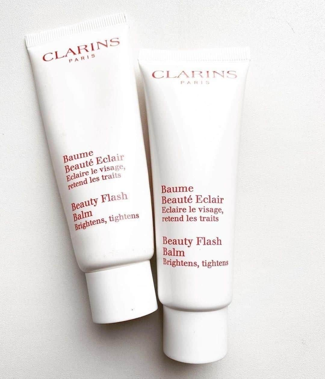 Clarins Canadaさんのインスタグラム写真 - (Clarins CanadaInstagram)「Wait what, Beauty Flash Balm can be used as a mask?⁣ Totally! Simply apply it from the inside towards the outside of a clean face, leave it on for 5 to 10 minutes and wash it off with warm water. The result? Soothed and rested looking skin!✨⁣ __________⁣ Le saviez-vous ? Le Baume Beauté Éclair peut être utilisé en masque. Oui, oui !⁣ Il suffit de l'appliquer par des mouvements allant de l'intérieur vers l'extérieur sur un visage propre, de le laisser agir de 5 à 10 minutes et de le retirez à l'eau tiède. Le résultat ? Une peau apaisée et défatiguée !✨⁣ .⁣ .⁣ .⁣ 📸 : @clarinsaus⁣ #Clarins #ItsAllAboutYou #BeautyFlashBalm」8月1日 9時45分 - clarinscanada