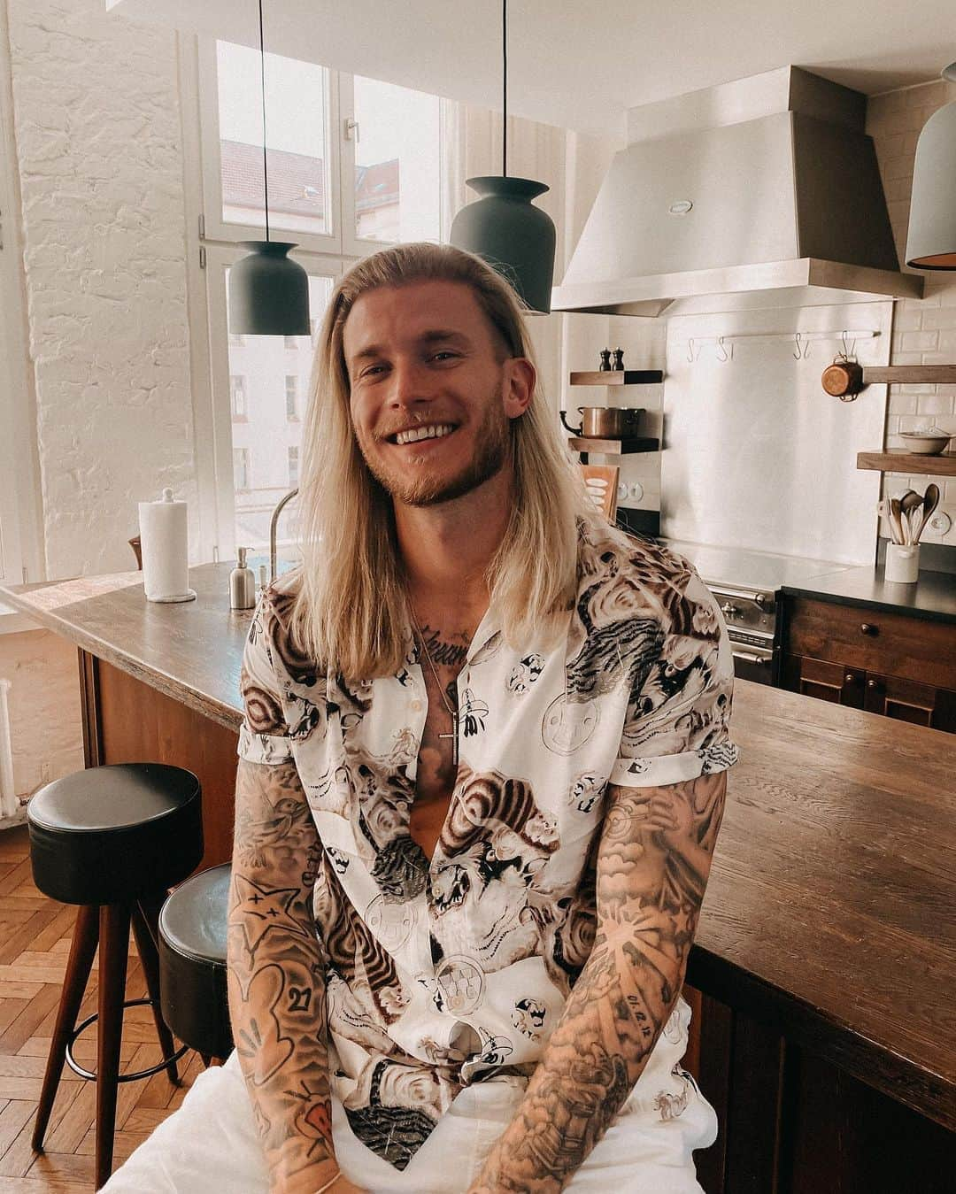 ロリス・カリウスさんのインスタグラム写真 - (ロリス・カリウスInstagram)「There’s always a reason to smile 😁」8月1日 1時42分 - loriskarius