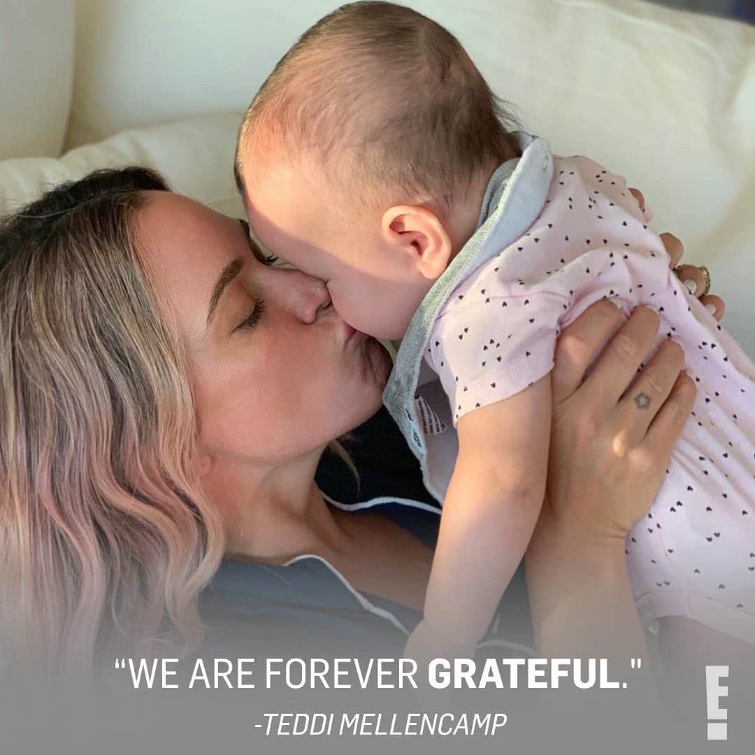 E! Onlineさんのインスタグラム写真 - (E! OnlineInstagram)「A few weeks ago, #RHOBH's Teddi Mellencamp revealed that her 5-month-old daughter would be undergoing neurological surgery for a rare condition. Her recent update on Dove's health is at the link in our bio. 💗(📷:Instagram)」8月1日 3時17分 - enews