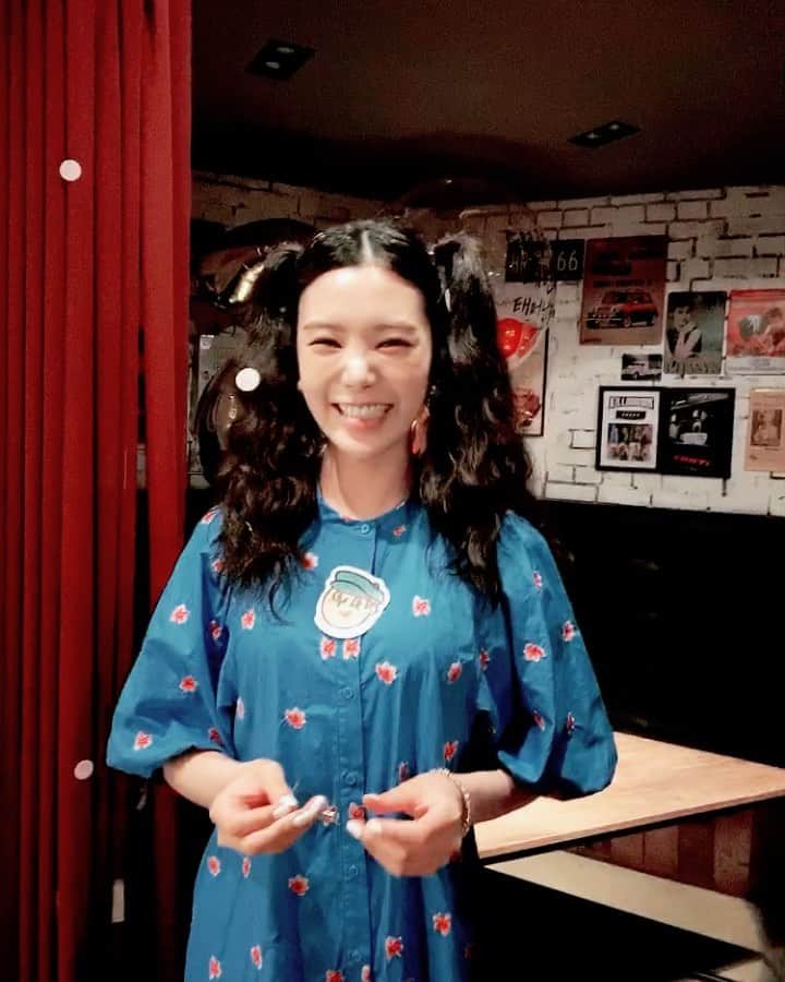 リジ のインスタグラム：「생일이라고 많은 생일문자와 연락주셔서 축하해주신 모든분들 감사합니다🙏🏻💙」