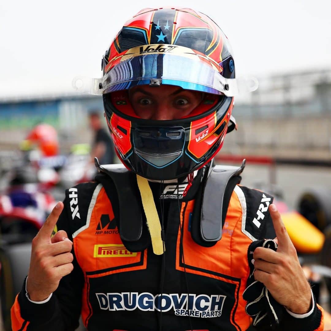 F1さんのインスタグラム写真 - (F1Instagram)「Meet your newest @fiaf2championship star and Brazilian racing hero - @felipedrugovich! 🤩 🇧🇷 He took @officialmpmotorsport's first pole in the championship with a scorching lap on Friday 🔥 . #F2 #Formula2 #RoadToF1 #Brazil」8月1日 5時43分 - f1
