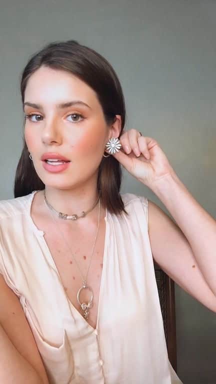 Camila Queirozのインスタグラム：「@theofficialpandora 💕」
