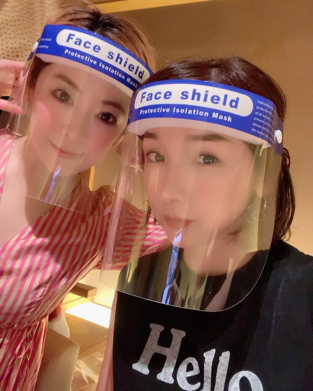 加護亜依さんのインスタグラム写真 - (加護亜依Instagram)「Thank you for this Face shield🛡 みんなが元気でよかった😣♥️  最高なママ友👩✨」8月1日 8時09分 - ai.1988kg