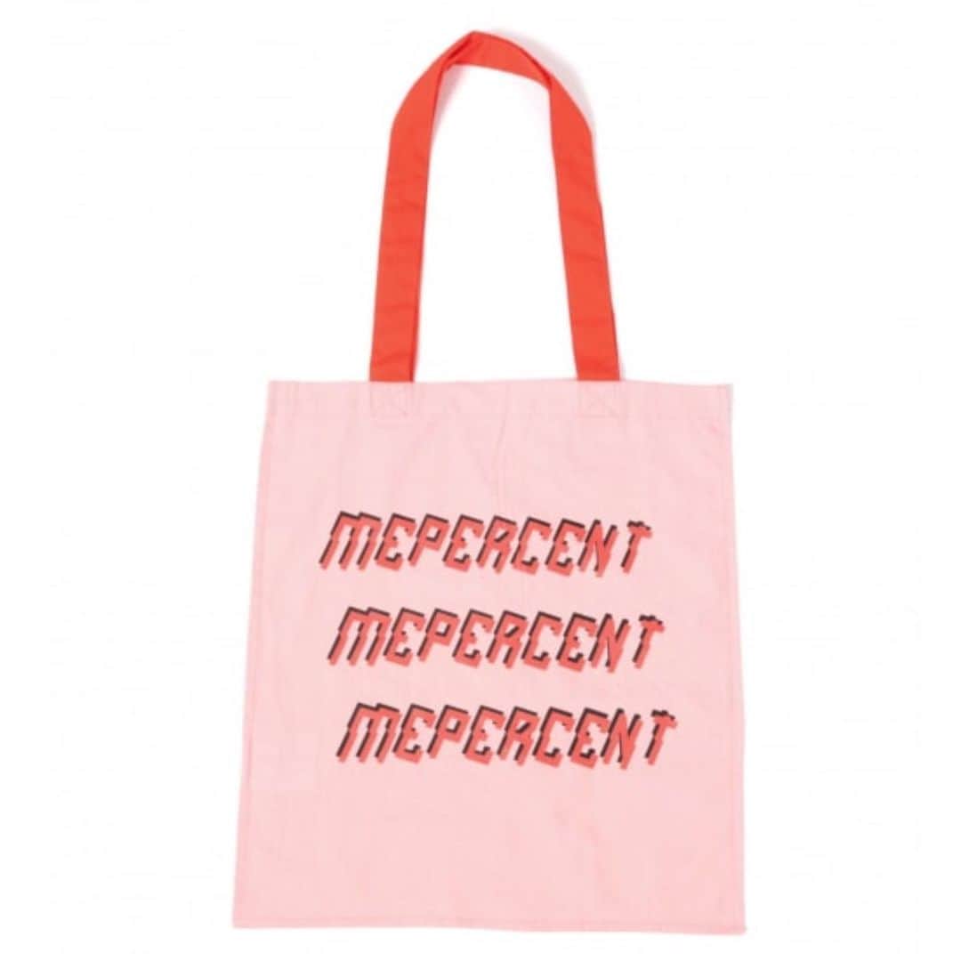 Me%さんのインスタグラム写真 - (Me%Instagram)「new arrival ———— MEPERCENTカラフルロゴトート(item896201)  ¥990＋TAXトートが入荷。 カラフルでロゴ配色がとっても可愛いデザイン。 デイリーにも、エコバッグにも、サブトートバッグにもおすすめ。 ————— #mepercent #bag  #totebag  #トートバッグ #エコバッグ」8月1日 8時22分 - me_percent