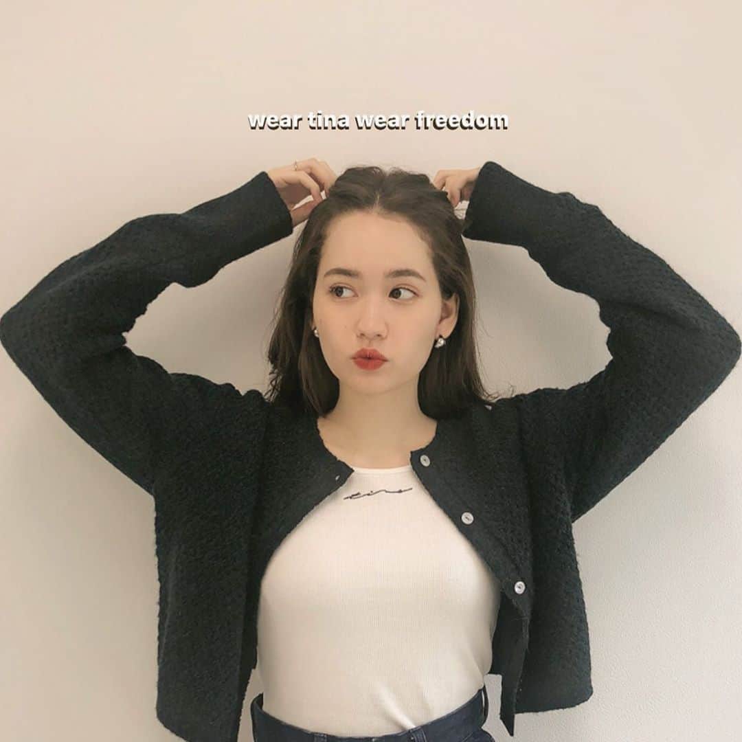 加藤愛里クリスティーナのインスタグラム：「明日の夜、3日販売分の新作インスタライブするから見てね🤞🏻💓」