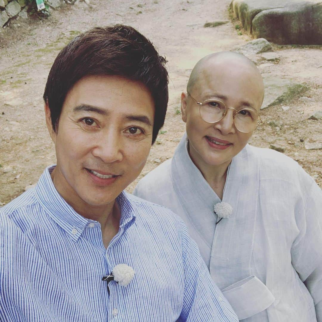 チェ・スジョンさんのインスタグラム写真 - (チェ・スジョンInstagram)「#한국인의노래 #보현스님이경미 #안병재 #열정 #힘 #위로 #공감 #사랑 #선한영향력 #축복의통로 #사랑합니다  늘 귀한분들과의 만남..제가 더 많이 배웁니다...!!」8月1日 10時43分 - charitysj