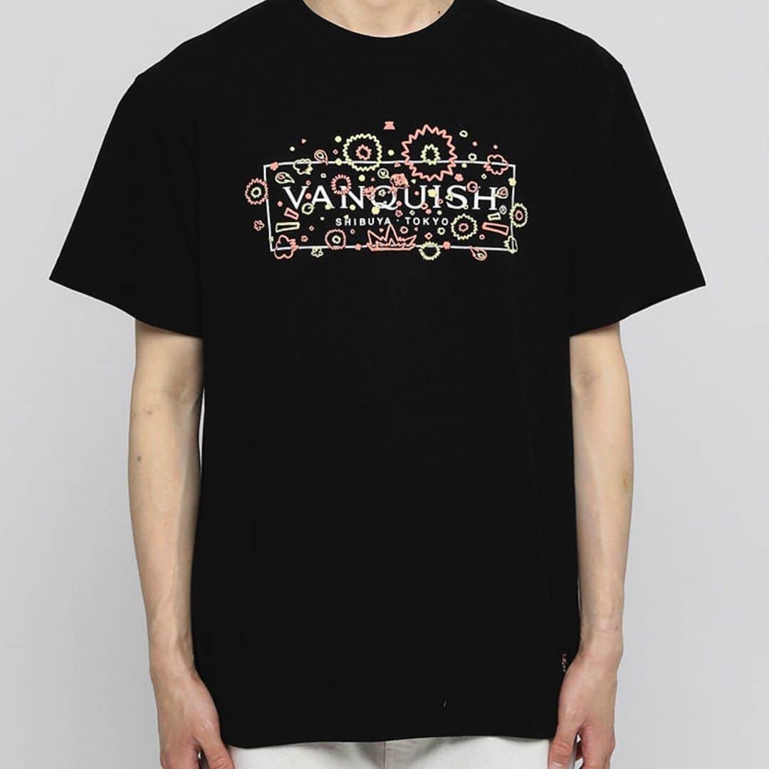 ヴァンキッシュさんのインスタグラム写真 - (ヴァンキッシュInstagram)「VOMS Collaboration with VANQUISH ㅤㅤㅤㅤㅤㅤㅤㅤㅤㅤㅤㅤㅤ 大好評につきTシャツ3型の予約期間延長が決まりました‼⚡️︎🦌🧲 ㅤㅤㅤㅤㅤㅤㅤㅤㅤㅤㅤㅤㅤ 8/2(日) 23:59迄 予約受付致します🐕✨ ㅤㅤㅤㅤㅤㅤㅤㅤㅤㅤㅤㅤㅤ シャツに関しては、変わらず8/10(月) 23:59迄となります！ ㅤㅤㅤㅤㅤㅤㅤㅤㅤㅤㅤㅤㅤ #VANQUISH #VANQUISH #voms_project」8月1日 11時36分 - vanquishjp