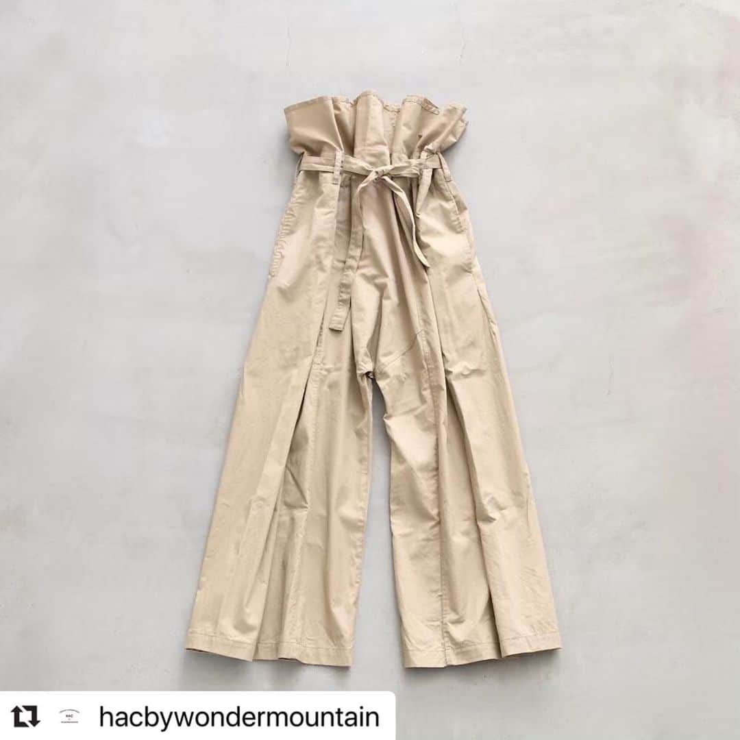 wonder_mountain_irieさんのインスタグラム写真 - (wonder_mountain_irieInstagram)「#Repost @hacbywondermountain with @make_repost ・・・ _ ［ SALE対象商品 ］ Engineered Garments / エンジニアードガーメンツ “Fisherman Pant -high count twill-” ￥31,900- > ￥22,330-[30%OFF] _ 〈online store / @digital_mountain〉 https://www.digital-mountain.net/shopdetail/000000009315/ _ 【オンラインストア#DigitalMountain へのご注文】 *24時間注文受付 *1万円以上ご購入で送料無料 tel：084-983-2740 _ We can send your order overseas. Accepted payment method is by PayPal or credit card only. (AMEX is not accepted)  Ordering procedure details can be found here. >> http://www.digital-mountain.net/smartphone/page9.html _ blog > http://hac.digital-mountain.info _ #HACbyWONDERMOUNTAIN 広島県福山市明治町2-5 2階 JR 「#福山駅」より徒歩15分 (水・木 定休) _ #ワンダーマウンテン #japan #hiroshima #福山 #尾道 #倉敷 #鞆の浦 近く _ 系列店：#WonderMountain @wonder_mountain_irie _ #EngineeredGarments  #エンジニアードガーメンツ #NEPENTHES #ネペンテス」8月1日 11時50分 - wonder_mountain_
