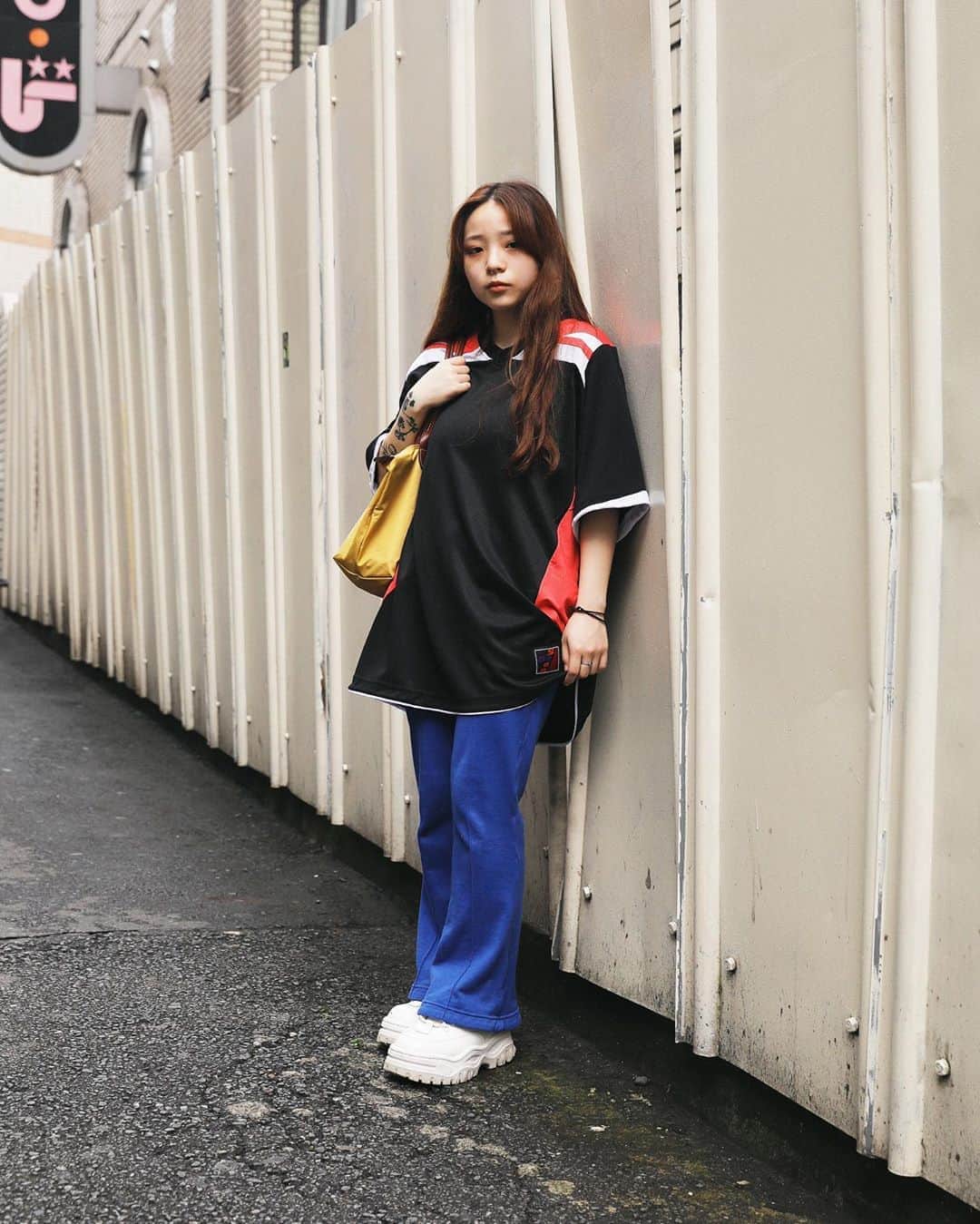 Droptokyoさんのインスタグラム写真 - (DroptokyoInstagram)「TOKYO STREET STYLE⁣⁣ ⁣⁣ Name: @kinuko_numano  Occupation: Shop Staff (@the_foureyed) Top: #MartineRose Pants: #SIRLOIN Shoes: #Eytys Bag: #Longchamp #streetstyle#droptokyo#tokyo#japan#streetscene#streetfashion#streetwear#streetculture#fashion#ストリートファッション#コーディネート#tokyofashion#japanfashion⁣⁣⁣⁣ Photography: @dai.yamashiro」8月1日 12時00分 - drop_tokyo