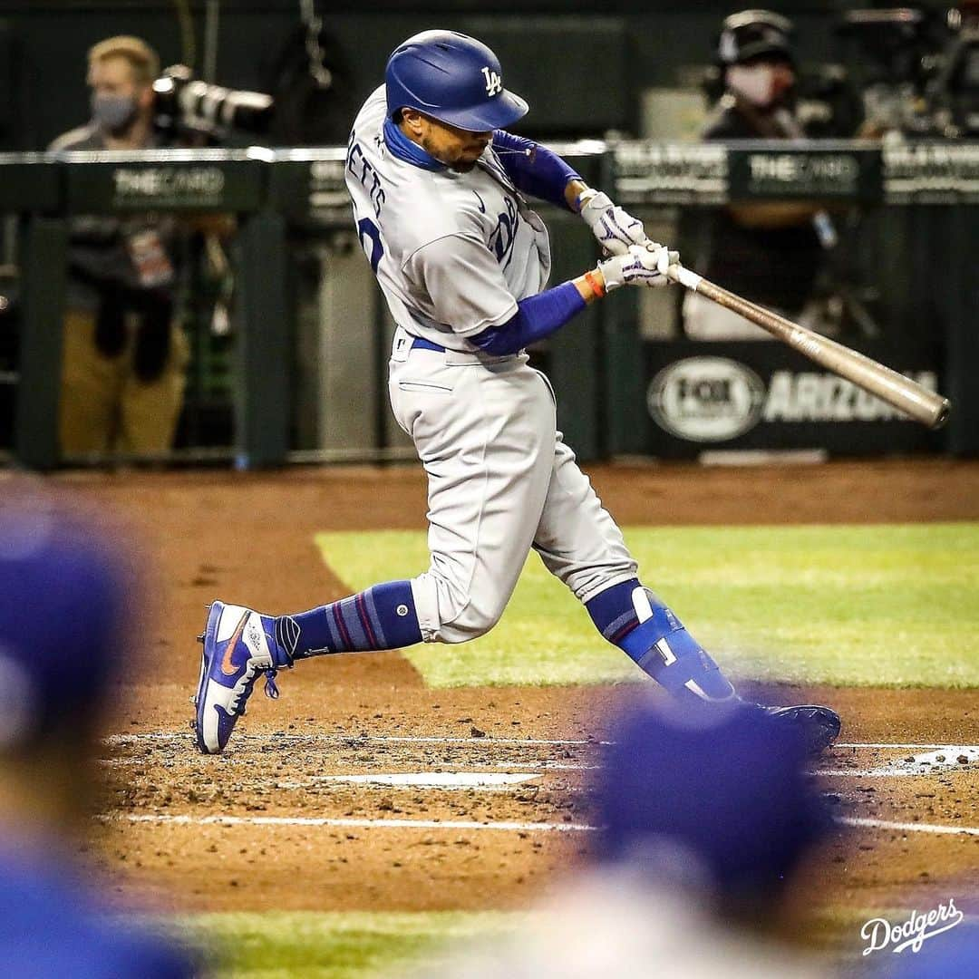 Los Angeles Dodgersさんのインスタグラム写真 - (Los Angeles DodgersInstagram)「The first of many? Betts.」8月1日 12時02分 - dodgers