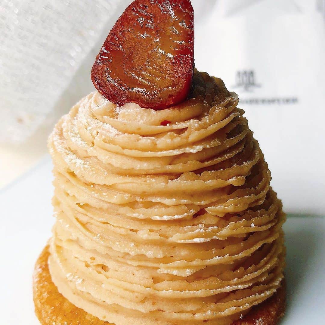 里井真由美のグルメインスタ