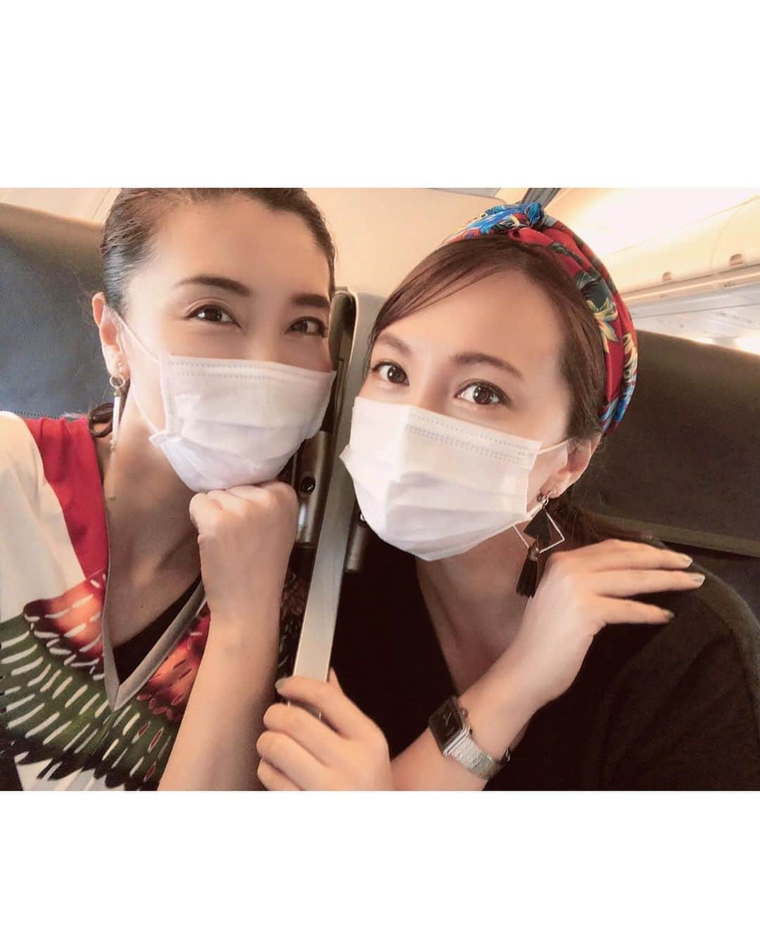 のインスタグラム：「#今日放送　#okinawa #午後1:54から ・ この夏、ナレーションはこちらのお方💁‍♀️  @yamayuri810  やまゆりさん👏💗 昨年行った旅行の写真を添えて。。  ＊  🌺 沖縄テレビ×musu-b ゼッタイ行きたくなる！ 厳選！ホテルグルメ＆夏プランSP 2020  ＜番組放送日＞ 2020年8月1日(土)13:54〜15:09  再放送→8月5日(水)24:30〜25:45 ・・・(※8月6日に日付が変わった深夜0:30〜です🤗) 　　　　　　　 沖縄テレビ放送 8ch」