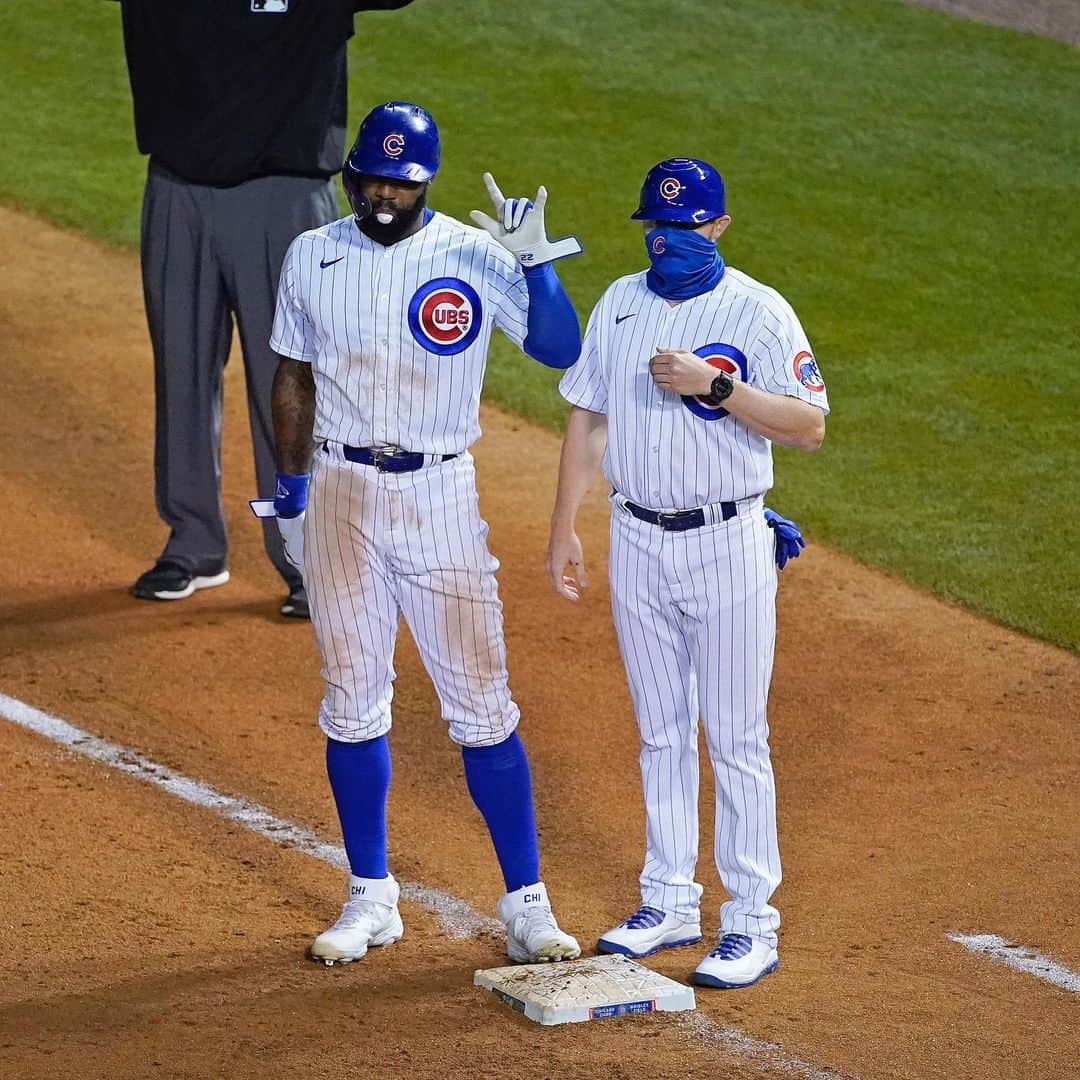 シカゴ・カブスさんのインスタグラム写真 - (シカゴ・カブスInstagram)「#Cubs win! 🙌」8月1日 13時24分 - cubs