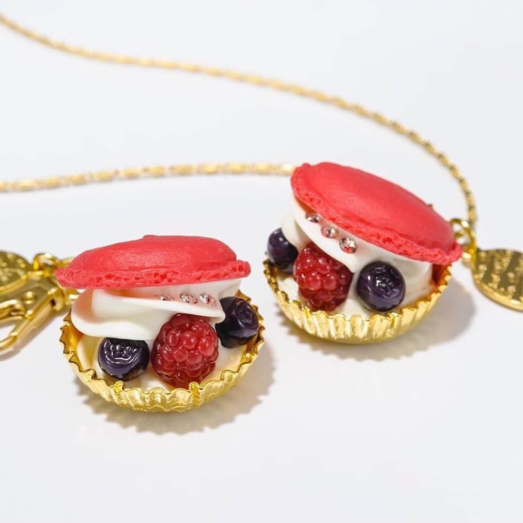 のインスタグラム：「Limited items! ✨﻿ ﻿ Q-pot. Omotesando Flagship Shop Limited Items Available on INTERNATIONAL ONLINE SHOP★☆★﻿ ﻿ Usually they are available only in Japanese shop, but we would like to serve Japan limited item for international guests in these difficult times.﻿ ﻿ Find your favorite piece! 💞﻿ Until August 23rd (Sun), 2020.﻿ ﻿ #qpot #sweet #madeinjapan #limited #special #offer #japan」
