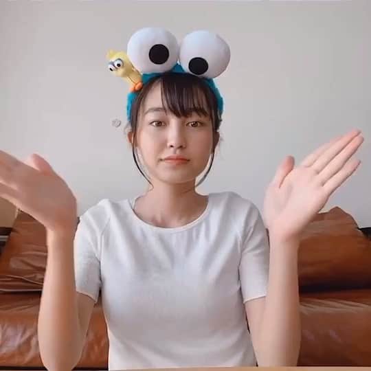 堀口日萌のインスタグラム：「今話題の涙メイクやってみた💧✨ か弱い女子を演出できたかな🦋🦋 目赤く塗って涙貼れば誰でもできます👀 今度このメイクでお出かけしよっかな🙈🙈🙈 止めないでください💕  #涙メイク#中国メイク#メイク動画#メイク#JK2#一つ他人より力もち #ひめ」