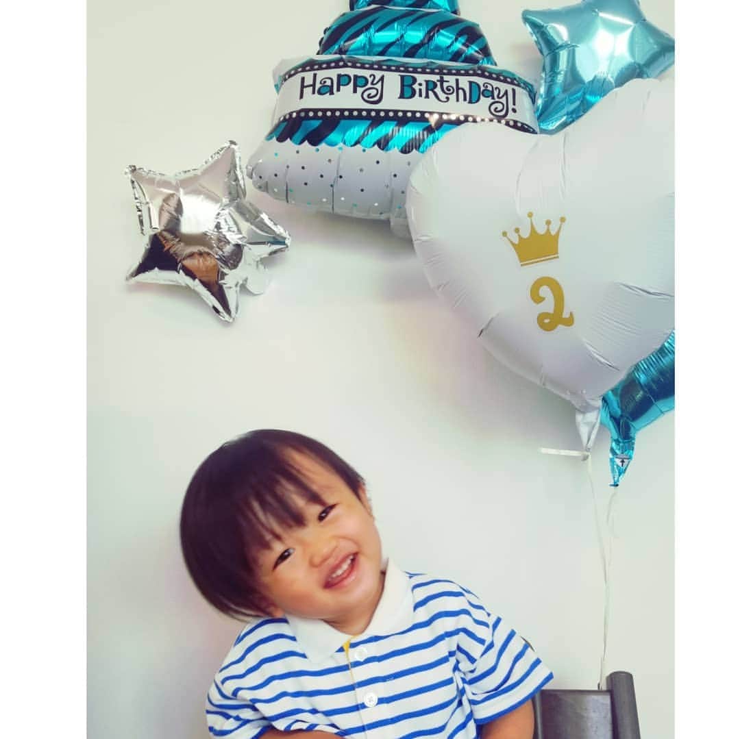 天田優奈さんのインスタグラム写真 - (天田優奈Instagram)「２歳になりました～🎉 どんどんやんちゃになっている 今日この頃。  #happybirthday #２年前の今日を思い出す日」8月1日 14時12分 - tendayuuna