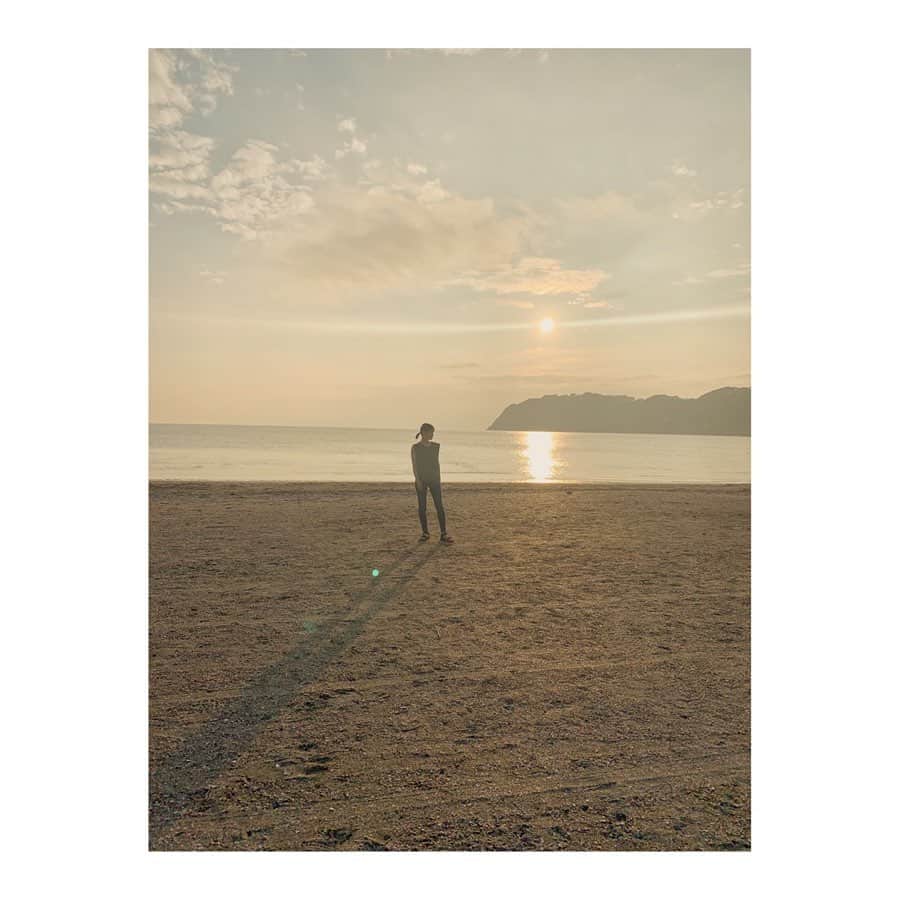 寺川里奈さんのインスタグラム写真 - (寺川里奈Instagram)「Before sunset🌅 #自然 #海 #sunset #nature #sea」8月1日 14時36分 - rina_terakawa