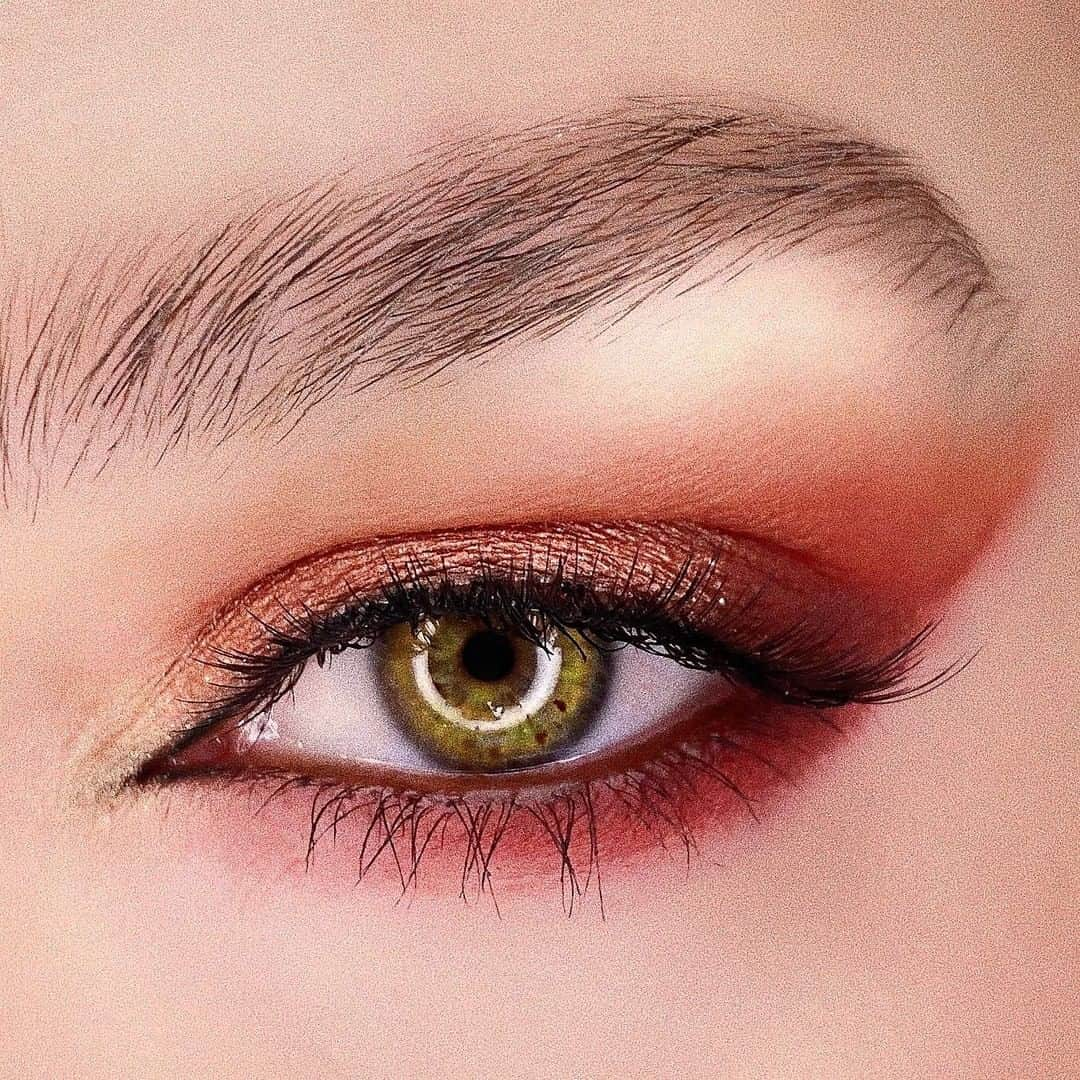 M·A·C Cosmetics Deutschlandさんのインスタグラム写真 - (M·A·C Cosmetics DeutschlandInstagram)「Dieser wundervolle Look von Global Senior Artist @angelorauseo gibt der Redewendung "Feuer in den Augen" eine ganz neue Bedeutung! 🔥 😍  Mit unserer Art Library Palette in *Flame-Boyant* kannst Du ihn super leicht zu Hause nachschminken! 🔥 ✨  Wie findet Ihr diesen feurig schönen Look? 🔥  #maccosmetics #mac #maccosmeticsgermany #macartist #mac2020 #macaddict」8月1日 16時00分 - maccosmeticsgermany