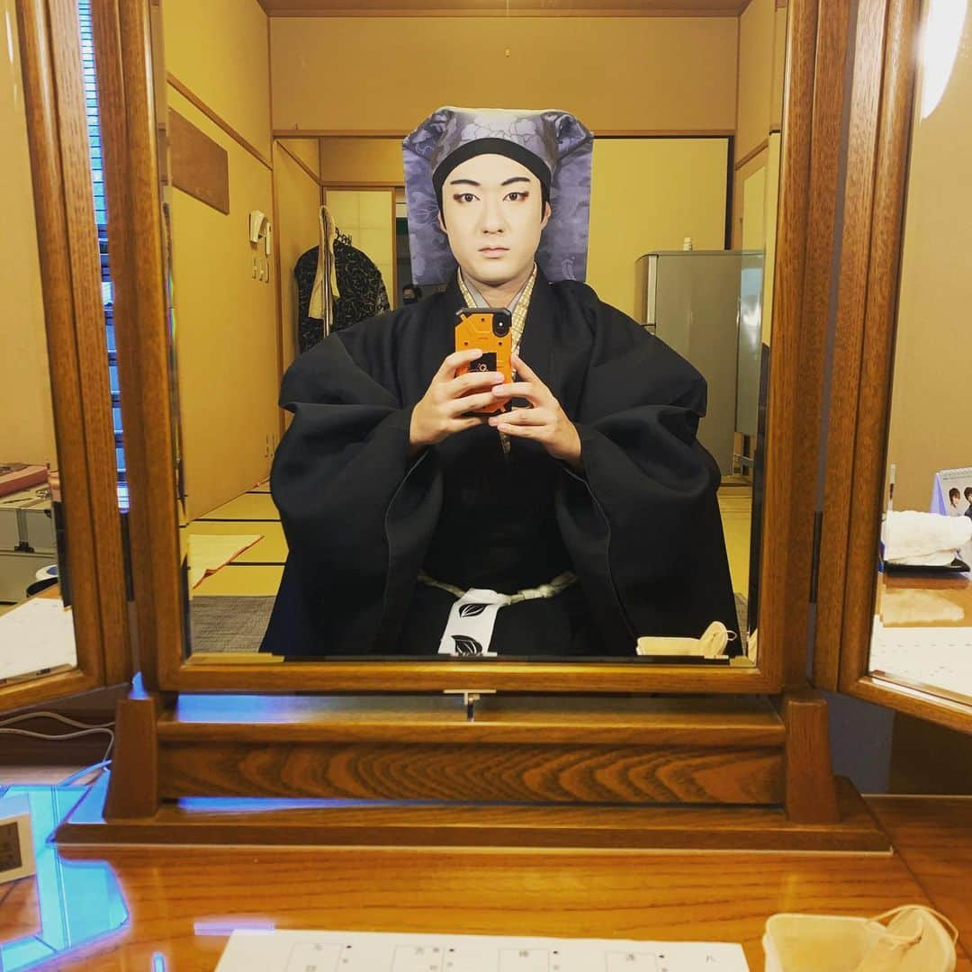 中村橋之助（4代目）さんのインスタグラム写真 - (中村橋之助（4代目）Instagram)「本日、八月花形歌舞伎、無事に初日をつとめる事ができました！ 舞台に立てる喜び、 お客様がいらしてくださる喜びを感じ そして、感染症対策をしっかりと意識を高く持ち一か月一所懸命つとめて参ります！  #中村橋之助 #八月花形歌舞伎 #連獅子」8月1日 16時12分 - hashinosuke_4