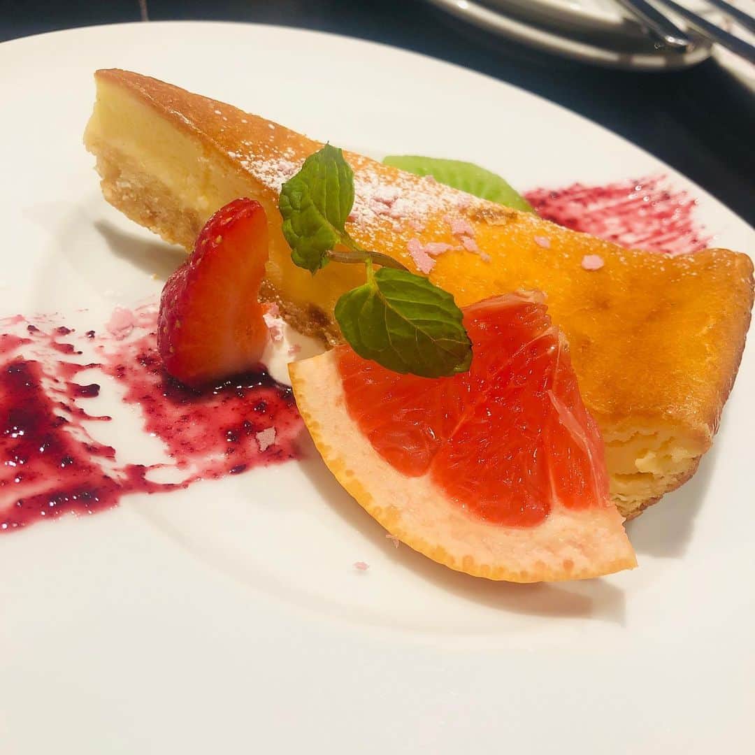 sdiningのグルメインスタ