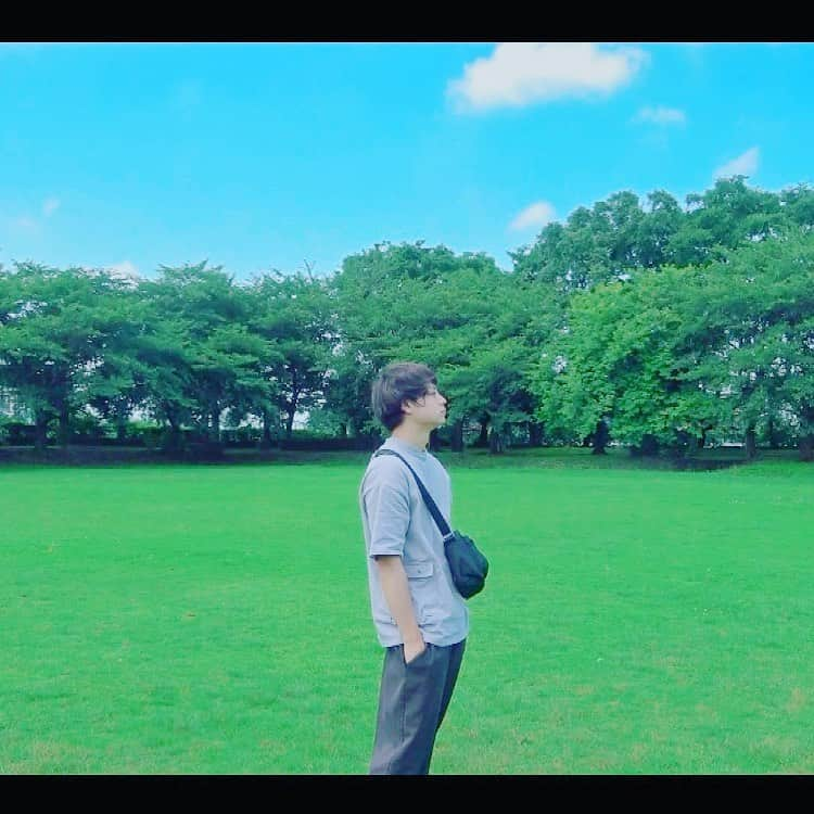 津野直哉さんのインスタグラム写真 - (津野直哉Instagram)「エモ夏なんで」8月1日 16時33分 - naoya_b_g