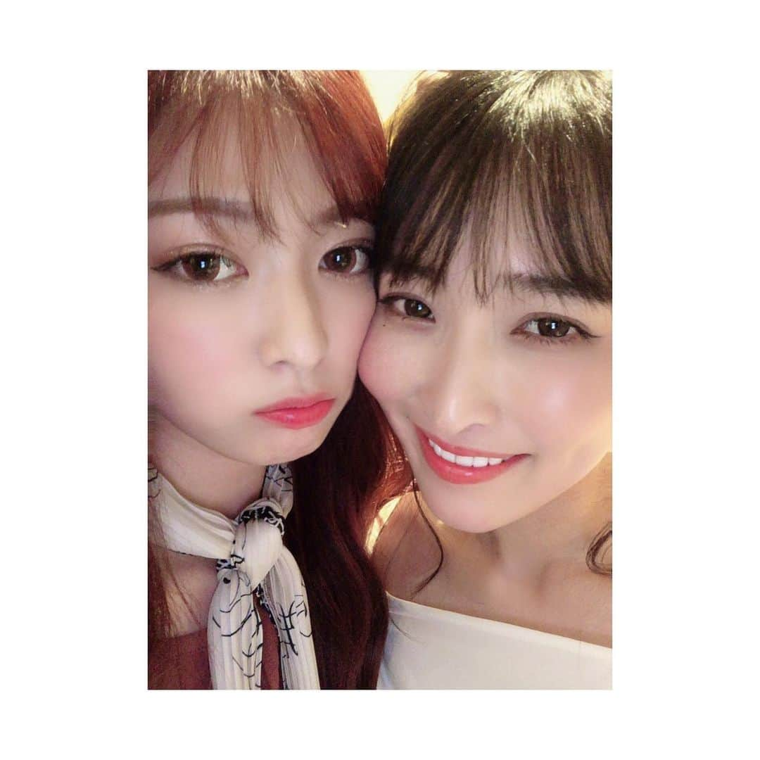 森田真以さんのインスタグラム写真 - (森田真以Instagram)「💺 女王Bの席に2人で座るの図👯‍♀️💓 前は週3会えてたのに、もう2週間も会ってない😕(短) . 東京で出会って仲良くなってもう1年🎊㊗ 1年記念日何しよっかな💕 . . . #愛しのあさこ #元気かな #会いたいよぉ #どんな顔でも可愛いよ #愛してるぜベイベ #friends #sisters #tokyo #love #party #fashion #holiday」8月1日 16時48分 - morita_mai